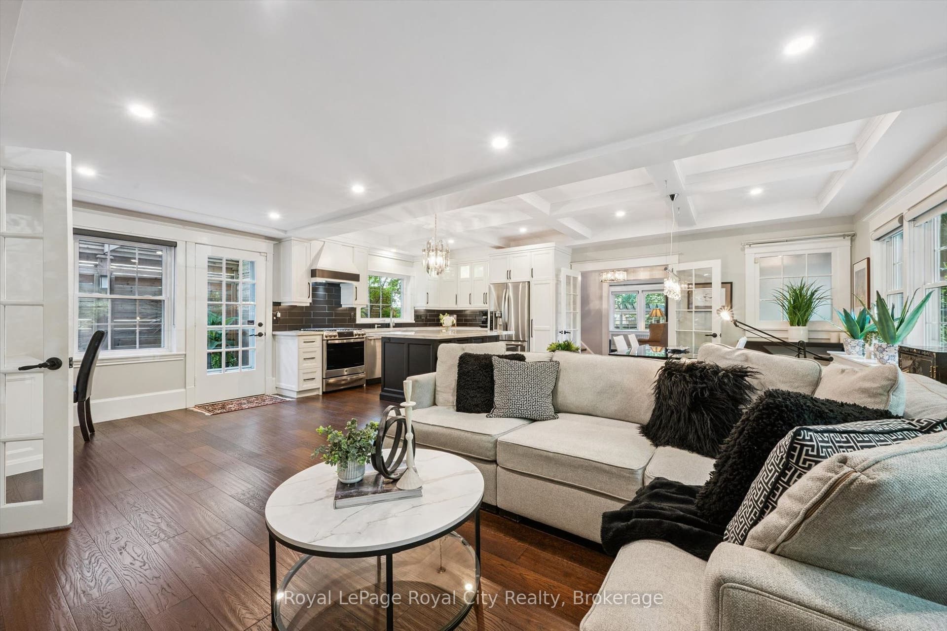 1 Barber Avenue, Guelph, Wellington ON N1H 5E6 1 Barber Avenue, Guelph, Wellington ON N1H 5E6