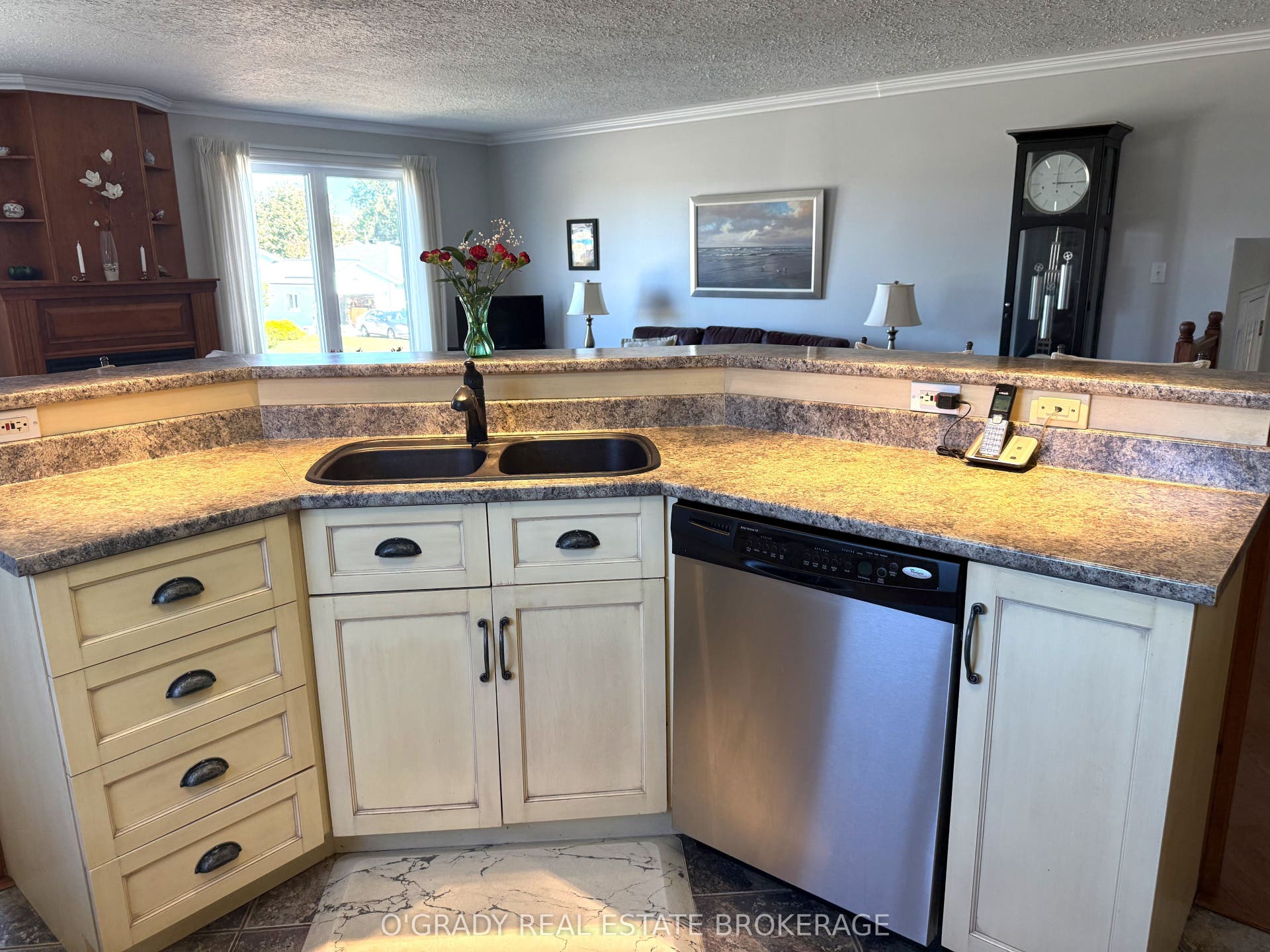 1442 Windsor Drive, Brockville, Leeds And Grenville ON K6V 6X6