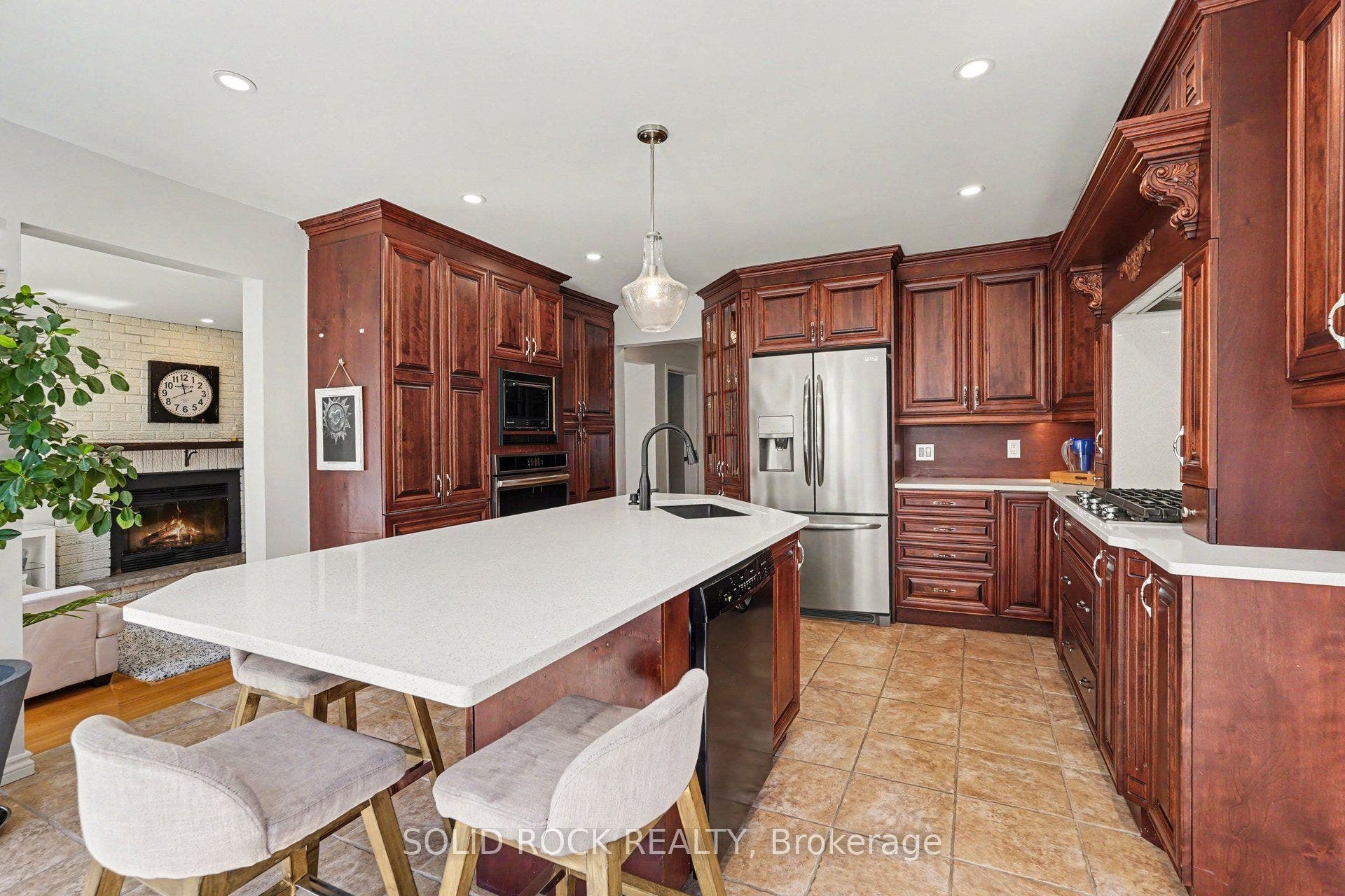 742 Merkley Drive, Orleans - Cumberland And Area, Ottawa ON K4A 2T8 742 Merkley Drive, Orleans - Cumberland And Area, Ottawa ON K4A 2T8