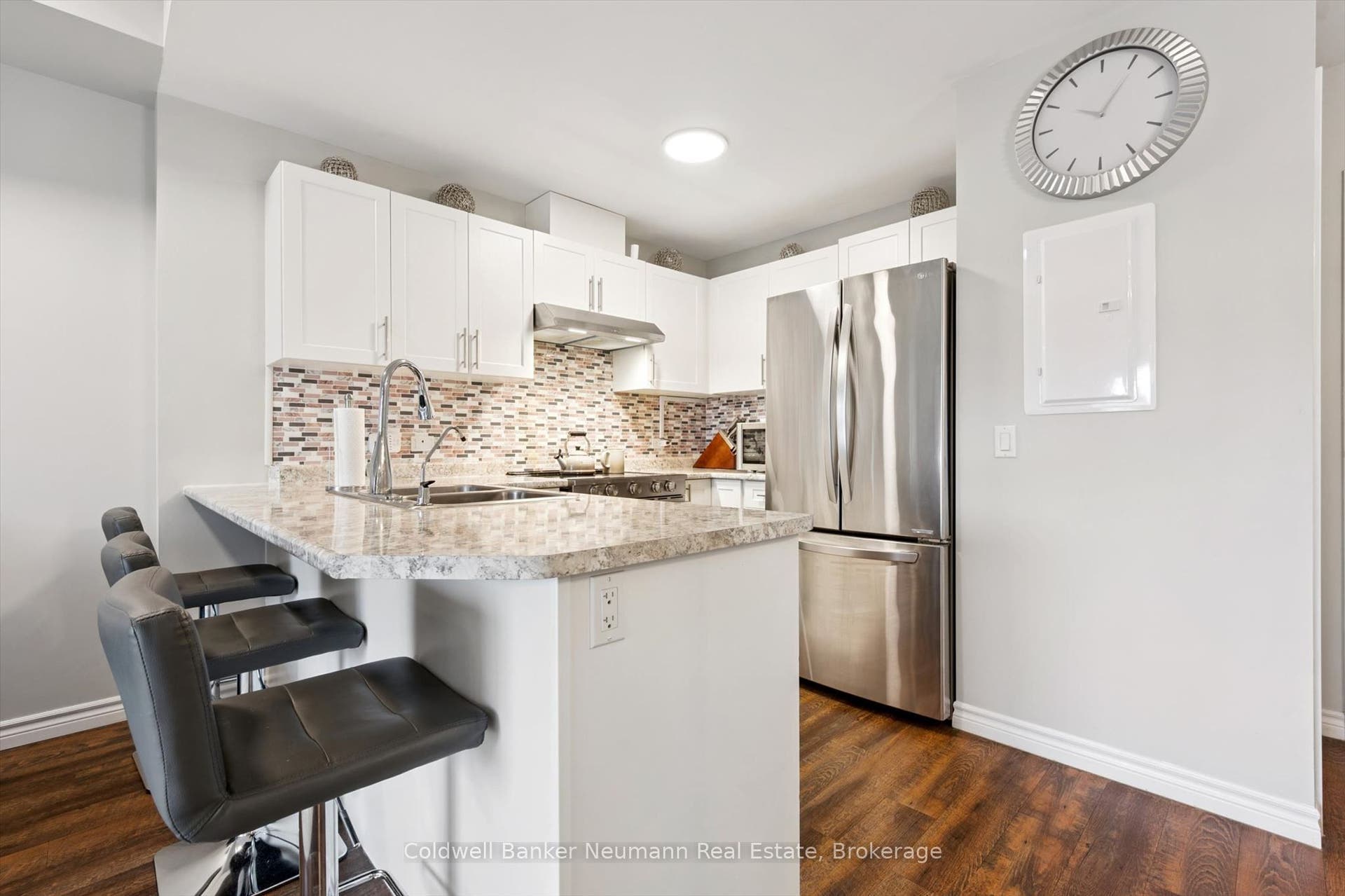 7 Kay Crescent, #106, Guelph, Wellington ON N1L 0P9 7 Kay Crescent, #106, Guelph, Wellington ON N1L 0P9