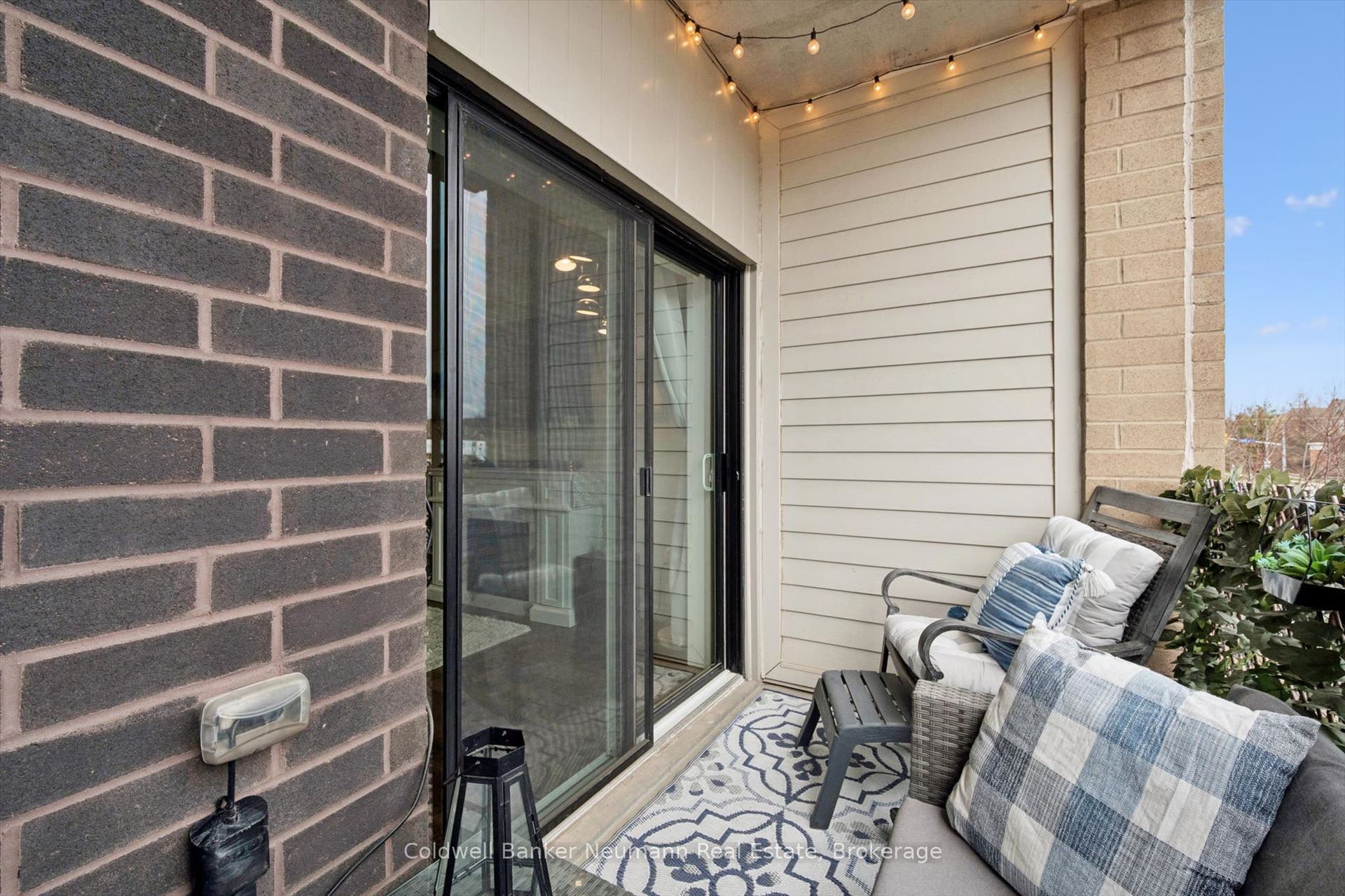 7 Kay Crescent, #106, Guelph, Wellington ON N1L 0P9 7 Kay Crescent, #106, Guelph, Wellington ON N1L 0P9