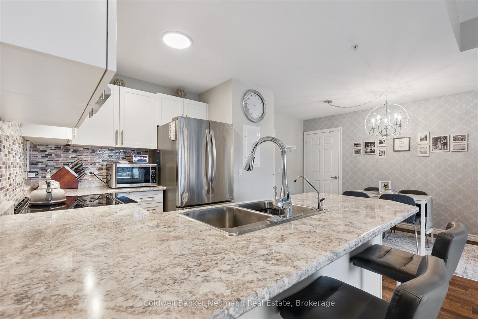 7 Kay Crescent, #106, Guelph, Wellington ON N1L 0P9 7 Kay Crescent, #106, Guelph, Wellington ON N1L 0P9