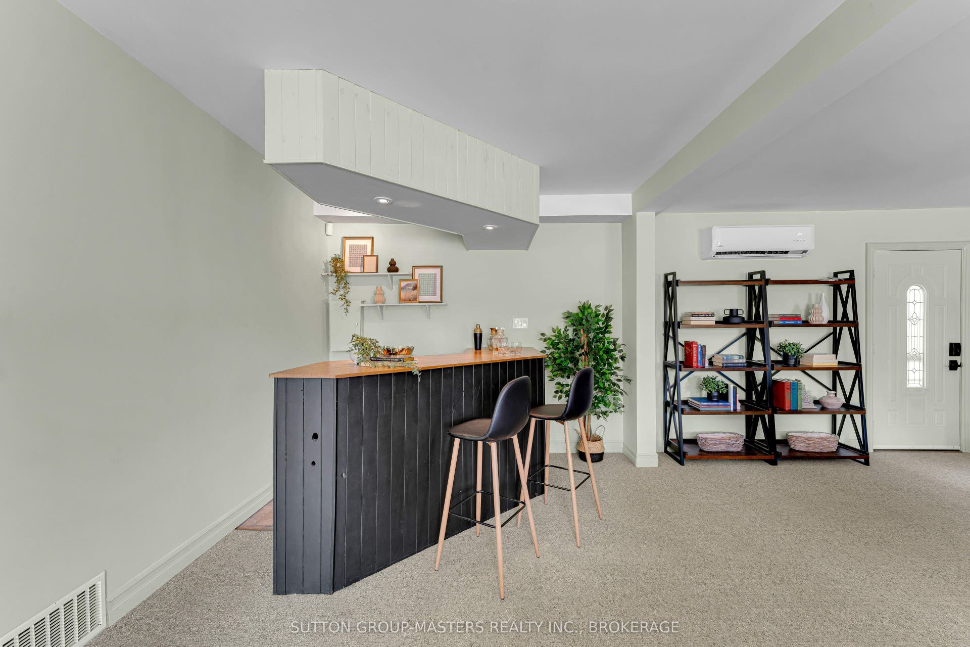 2025 Cole Hill Road, Kingston, Frontenac ON K0H 1S0