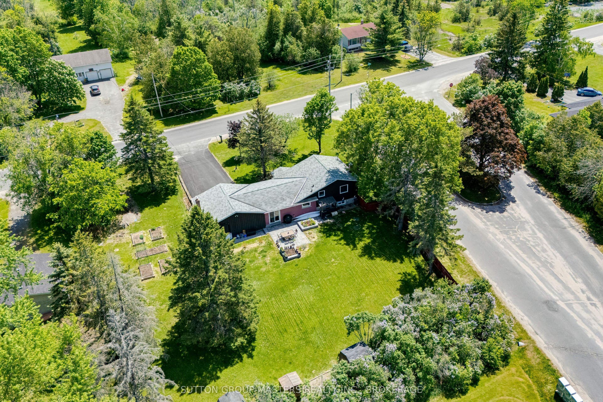 2025 Cole Hill Road, Kingston, Frontenac ON K0H 1S0