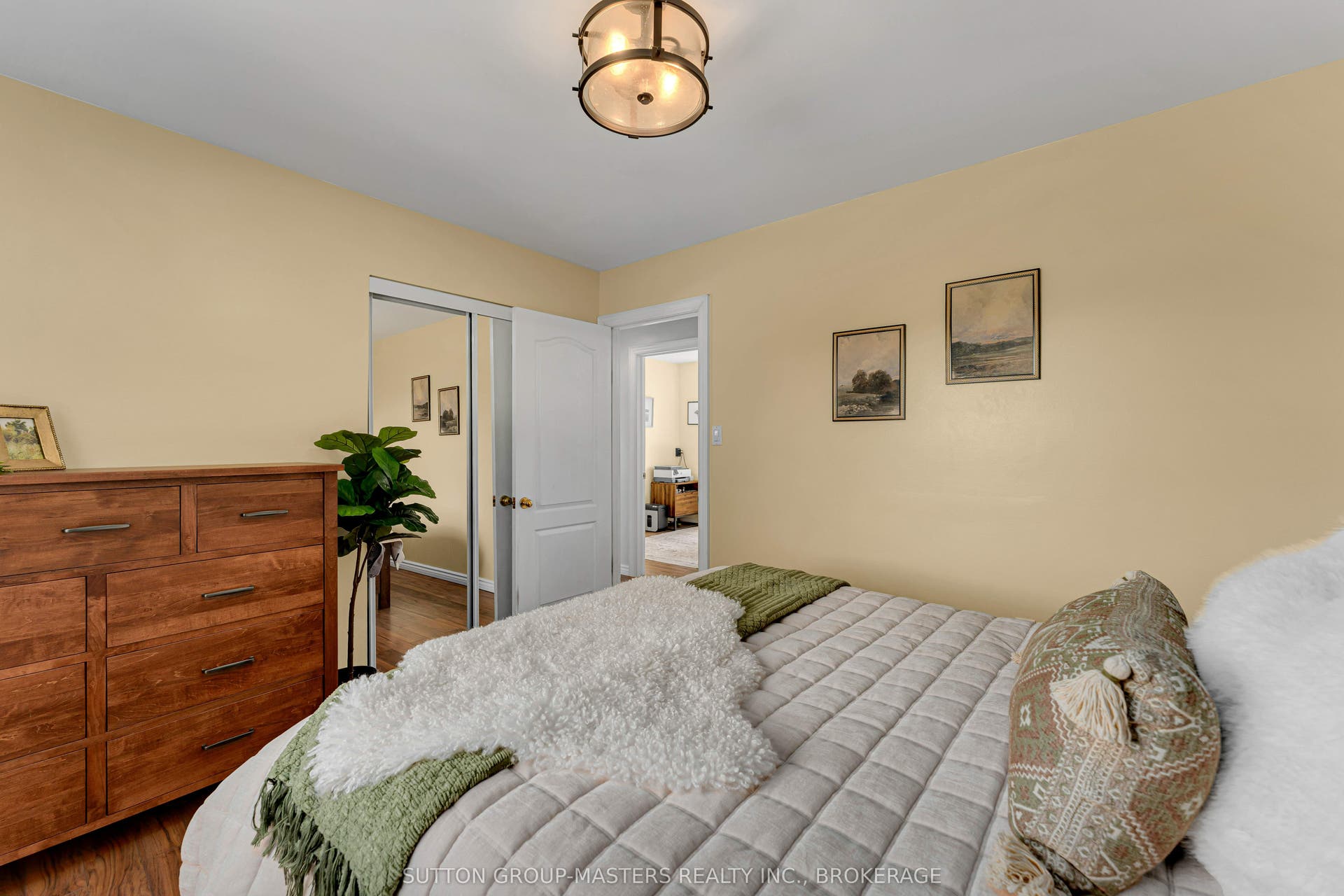 2025 Cole Hill Road, Kingston, Frontenac ON K0H 1S0