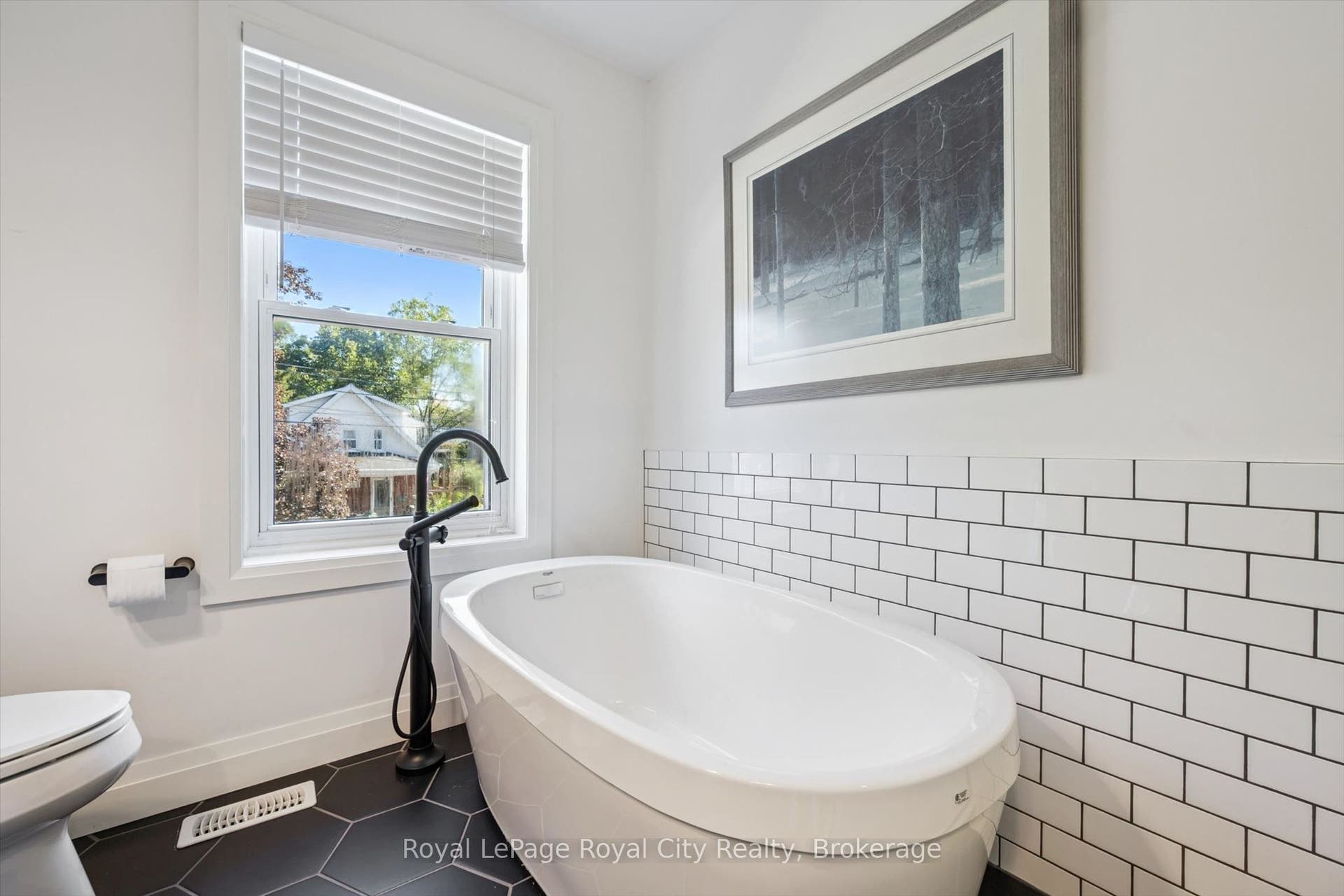 89 Northumberland Street, Guelph, Wellington ON N1H 3A7 89 Northumberland Street, Guelph, Wellington ON N1H 3A7