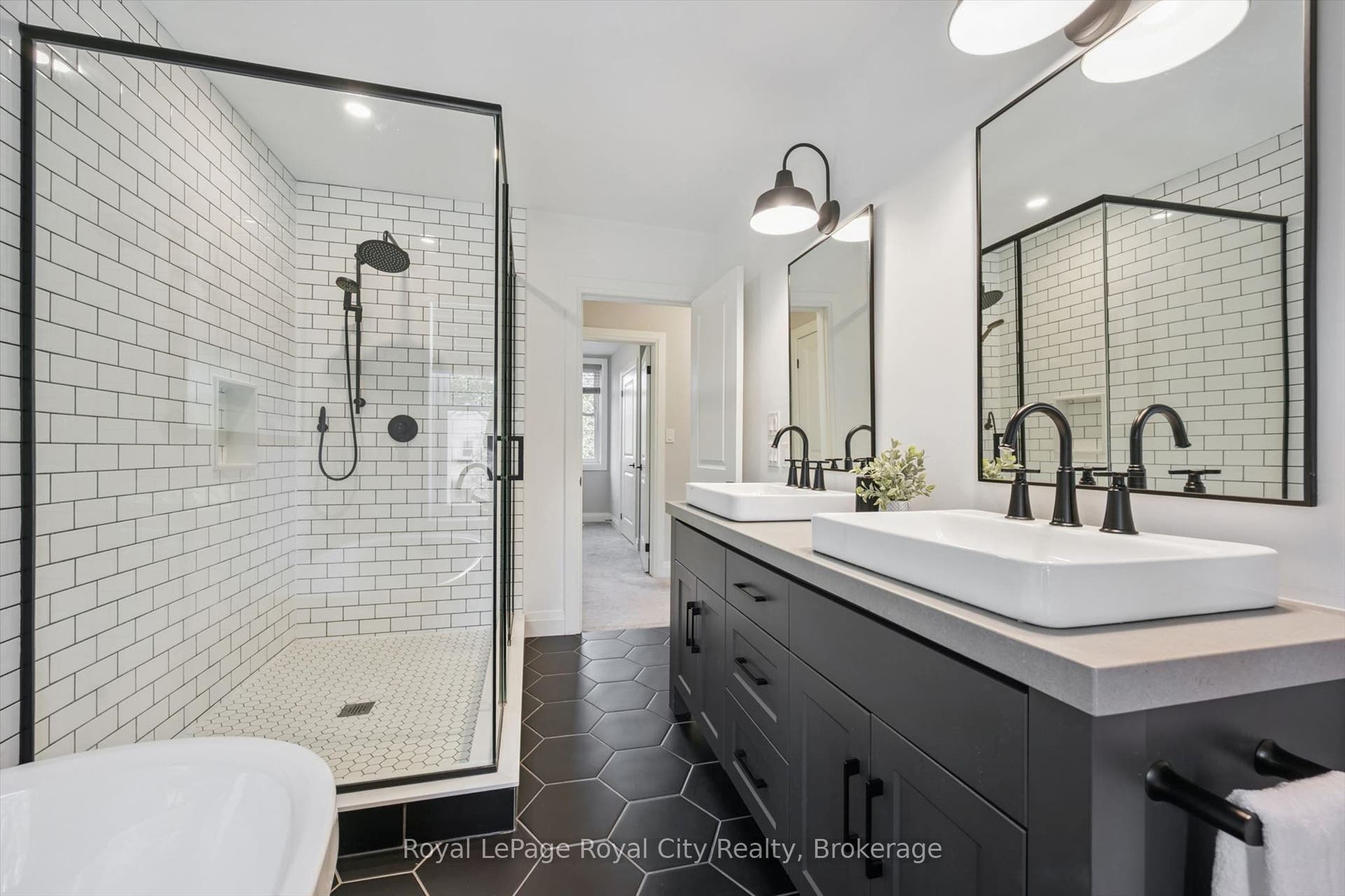 89 Northumberland Street, Guelph, Wellington ON N1H 3A7 89 Northumberland Street, Guelph, Wellington ON N1H 3A7
