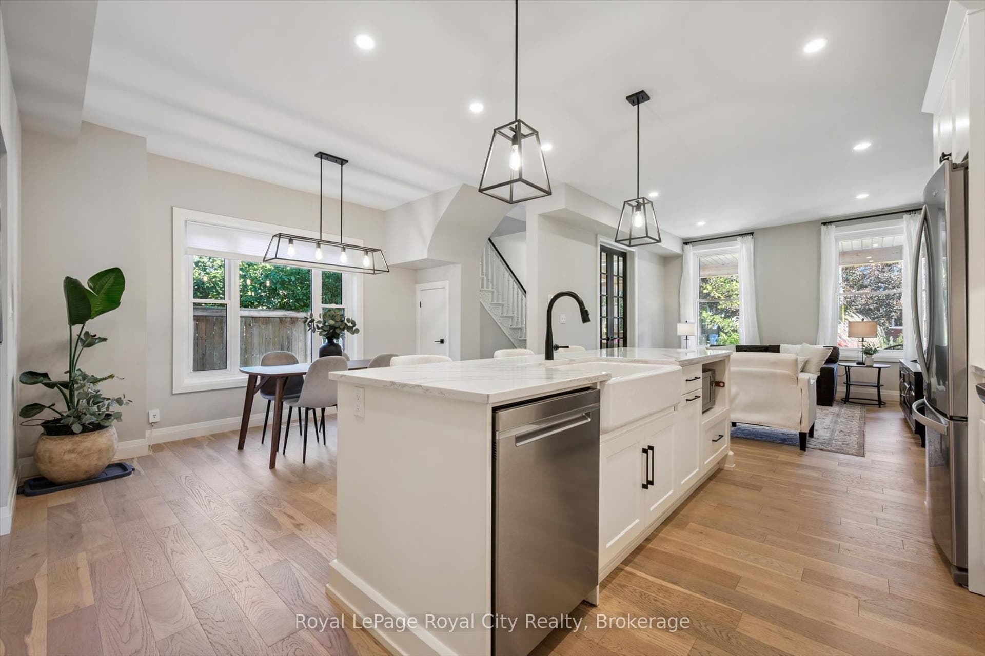 89 Northumberland Street, Guelph, Wellington ON N1H 3A7 89 Northumberland Street, Guelph, Wellington ON N1H 3A7