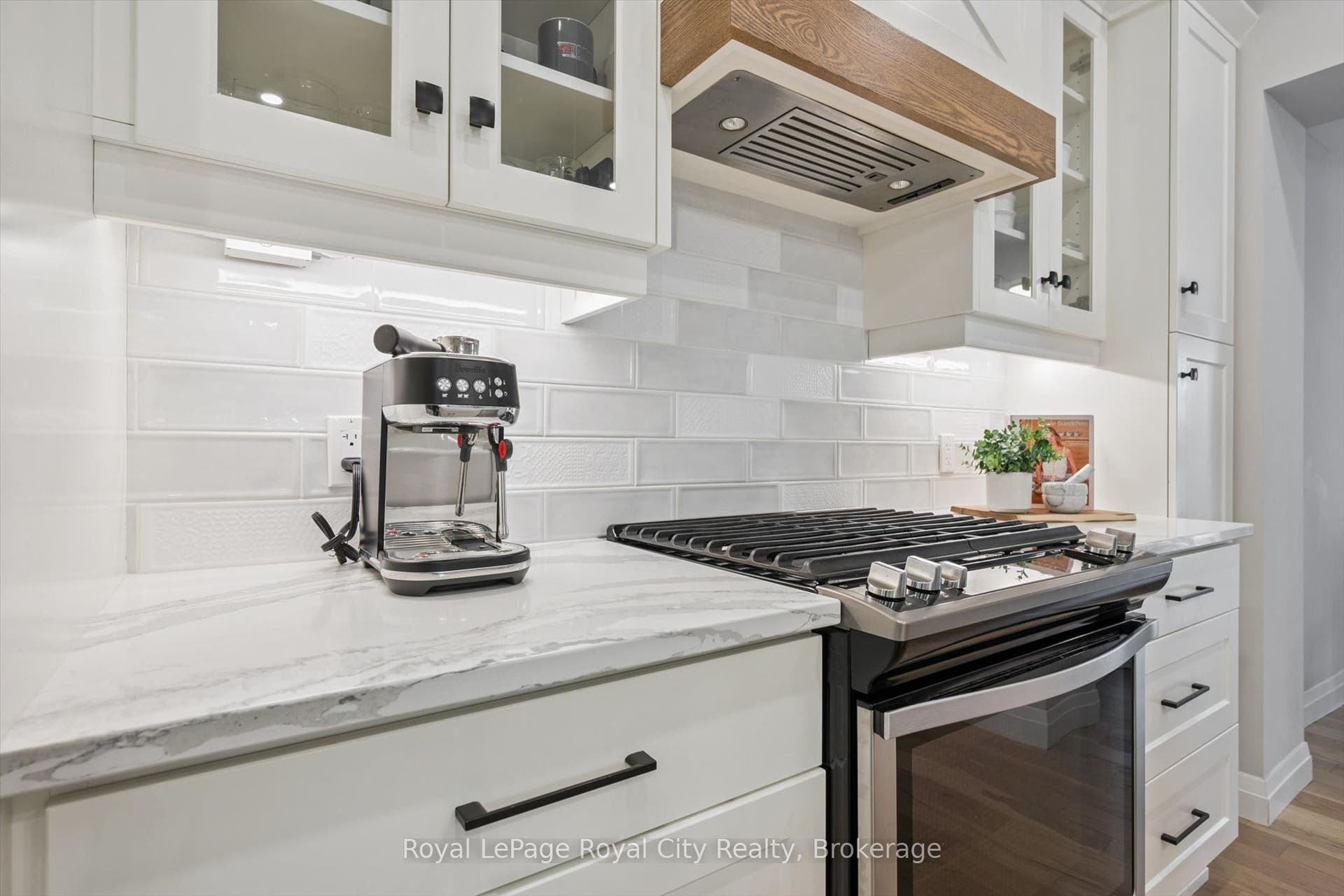 89 Northumberland Street, Guelph, Wellington ON N1H 3A7 89 Northumberland Street, Guelph, Wellington ON N1H 3A7