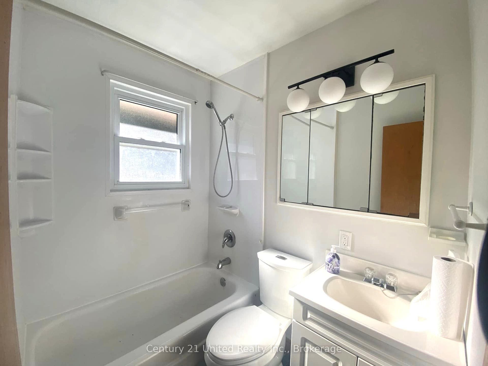 224 Nickerson Drive, Cobourg, Northumberland ON K9A 1A5 224 Nickerson Drive, Cobourg, Northumberland ON K9A 1A5