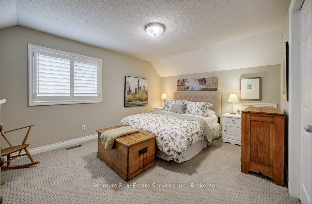 549 Clair Creek Boulevard, Waterloo, Waterloo ON N2T 2B8 549 Clair Creek Boulevard, Waterloo, Waterloo ON N2T 2B8
