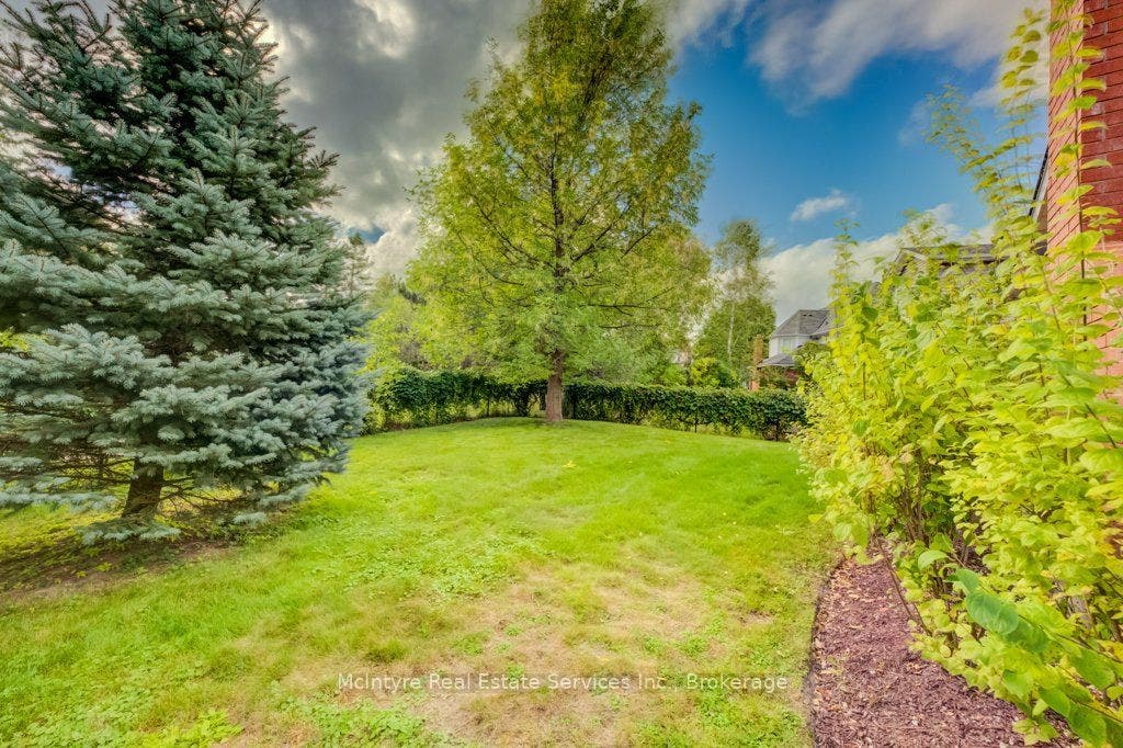 549 Clair Creek Boulevard, Waterloo, Waterloo ON N2T 2B8 549 Clair Creek Boulevard, Waterloo, Waterloo ON N2T 2B8