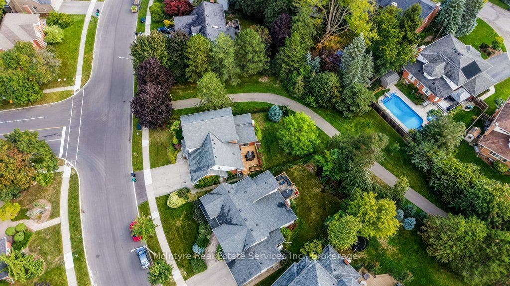 549 Clair Creek Boulevard, Waterloo, Waterloo ON N2T 2B8 549 Clair Creek Boulevard, Waterloo, Waterloo ON N2T 2B8