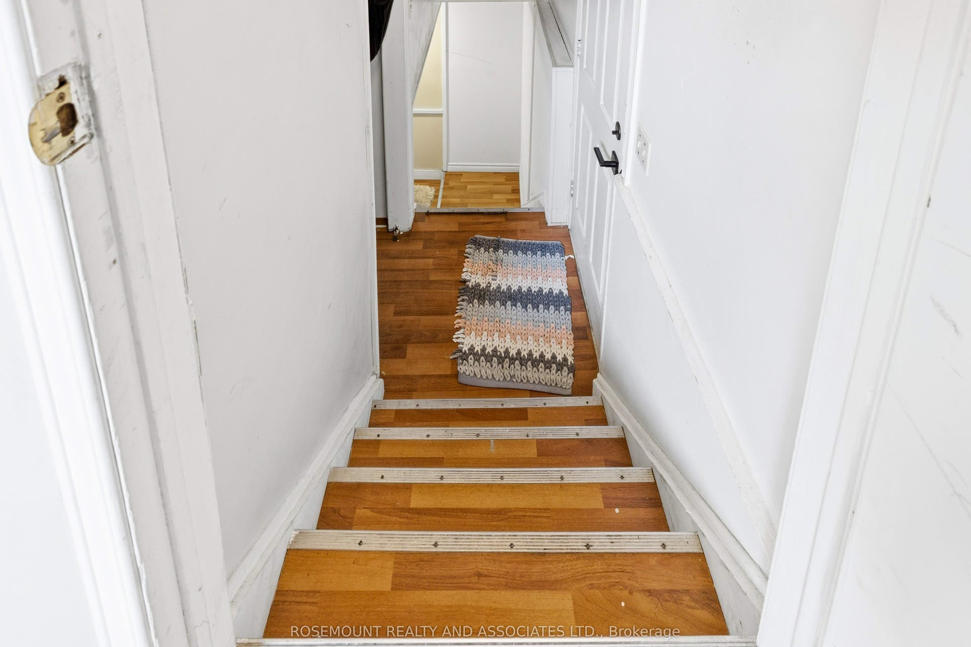 287 Sutherland Drive, Kingston, Frontenac ON K7K 5Y6 Stairs Leading to Basement