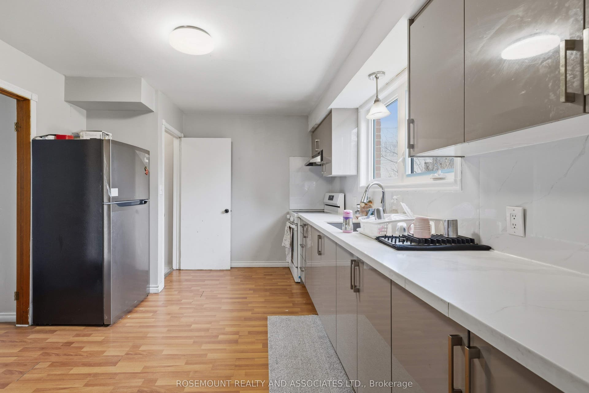 287 Sutherland Drive, Kingston, Frontenac ON K7K 5Y6 Kitchen