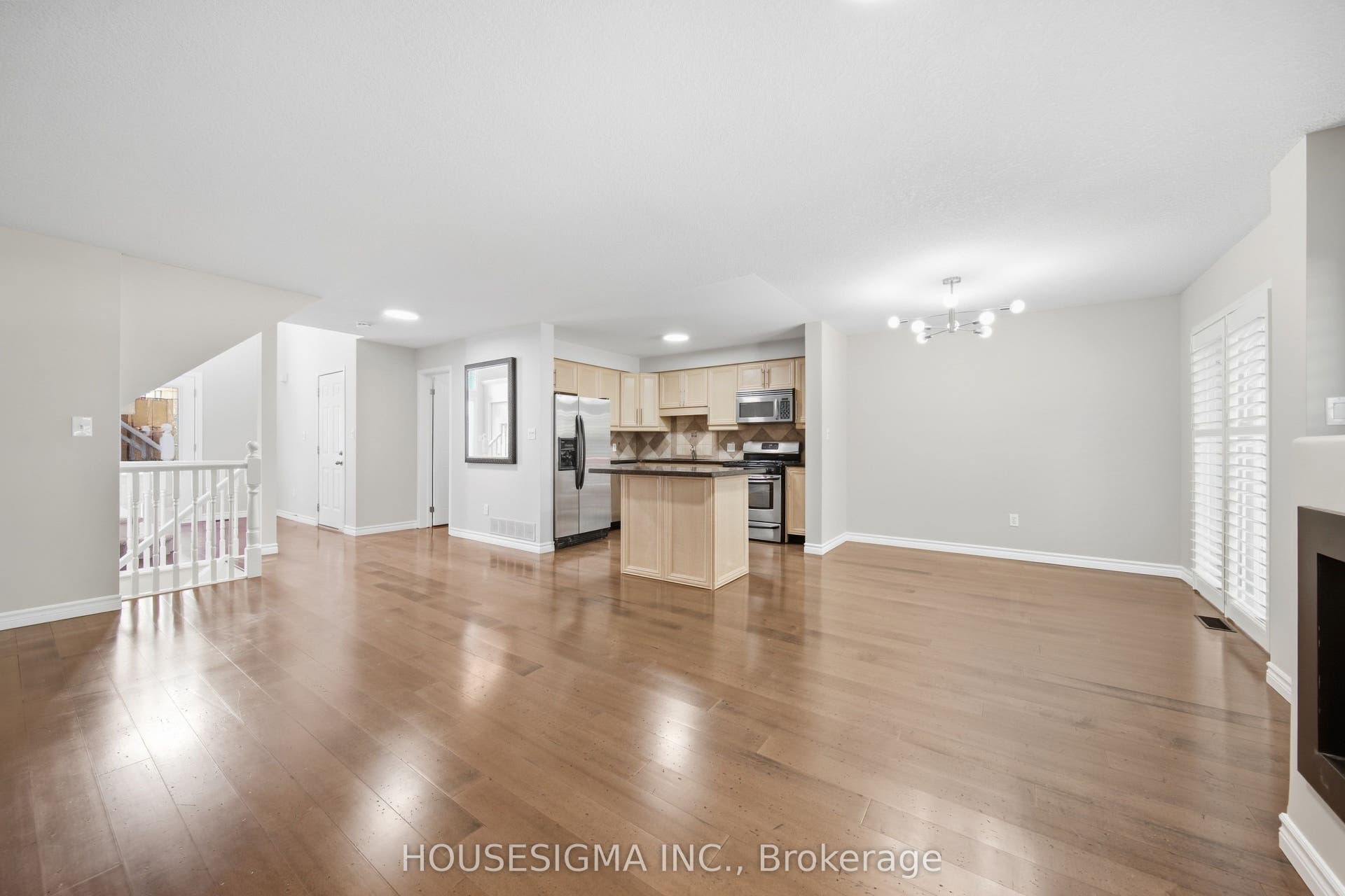 437 Beaver Creek Road, Waterloo, Waterloo ON N2V 2J8 437 Beaver Creek Road, Waterloo, Waterloo ON N2V 2J8