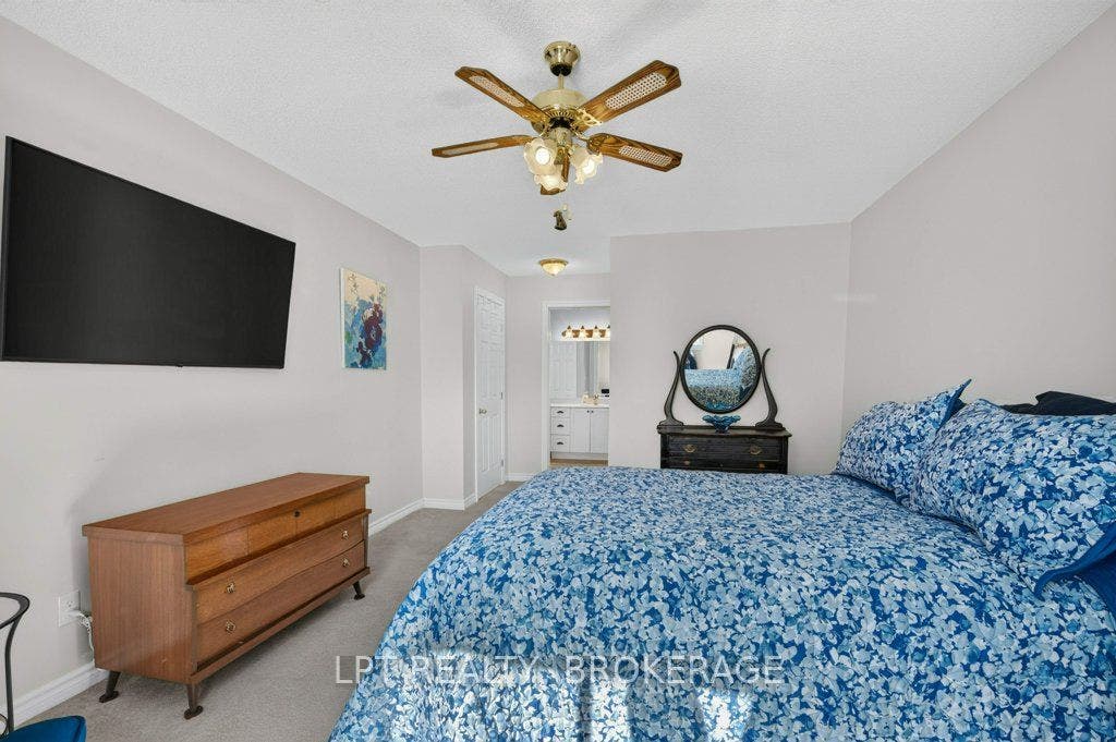 401 Waterloo Drive, Kingston, Frontenac ON K7M 8K7 401 Waterloo Drive, Kingston, Frontenac ON K7M 8K7