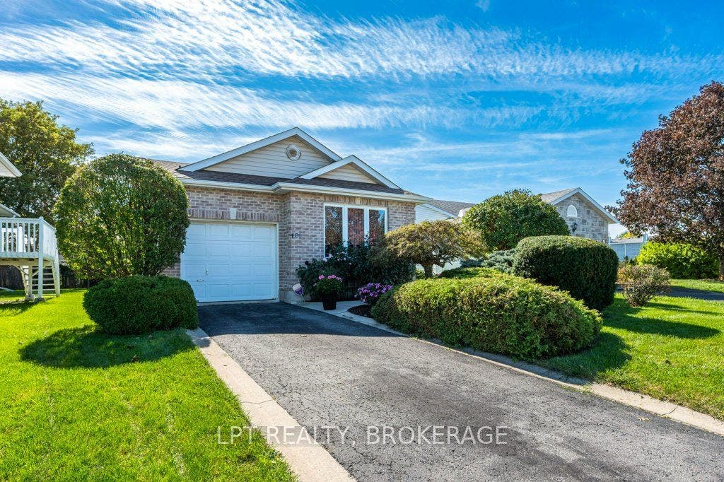 401 Waterloo Drive, Kingston, Frontenac ON K7M 8K7 401 Waterloo Drive, Kingston, Frontenac ON K7M 8K7
