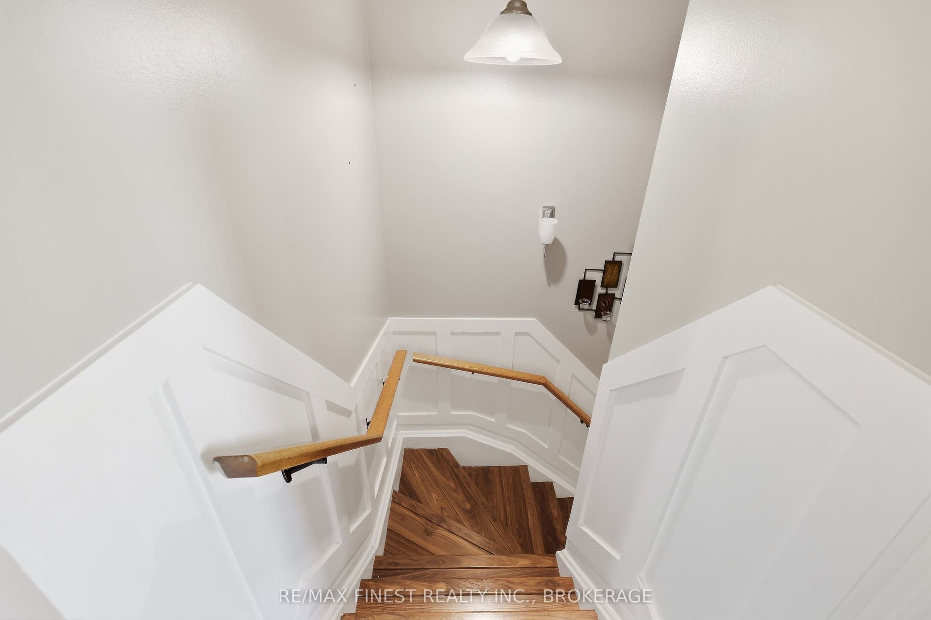 1377 BRACKENWOOD Crescent, Kingston, Frontenac ON K7P 2W4 1377 BRACKENWOOD Crescent, Kingston, Frontenac ON K7P 2W4