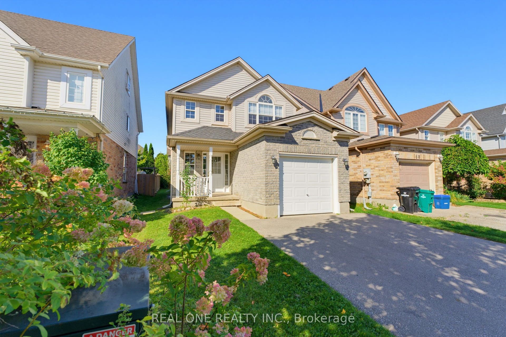 72 Patton Drive, Cambridge, Waterloo ON N3C 4L3 72 Patton Drive, Cambridge, Waterloo ON N3C 4L3