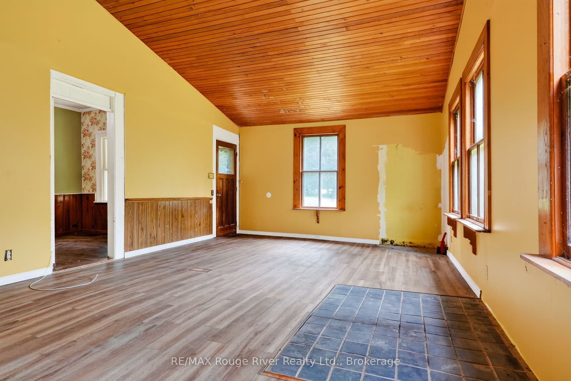 3756 Burnham Street N, Hamilton Township, Northumberland ON K9A 4J9