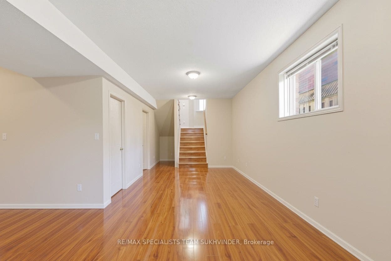 44 SINCLAIR Street, Guelph, Wellington ON N1L 1R8 44 SINCLAIR Street, Guelph, Wellington ON N1L 1R8