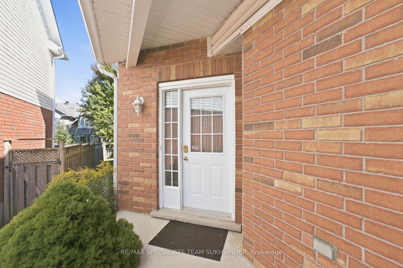 44 SINCLAIR Street, Guelph, Wellington ON N1L 1R8 44 SINCLAIR Street, Guelph, Wellington ON N1L 1R8