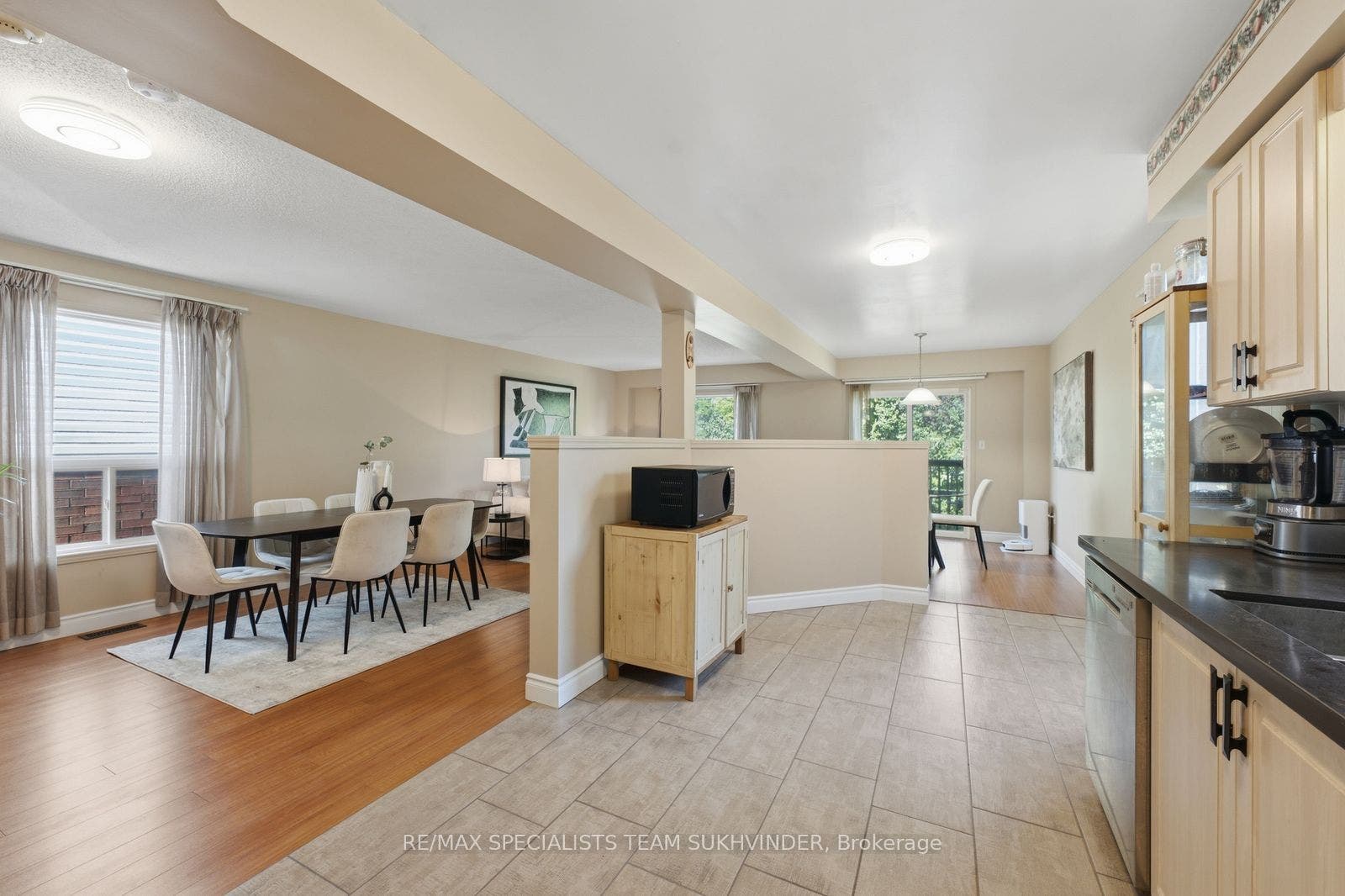 44 SINCLAIR Street, Guelph, Wellington ON N1L 1R8 44 SINCLAIR Street, Guelph, Wellington ON N1L 1R8