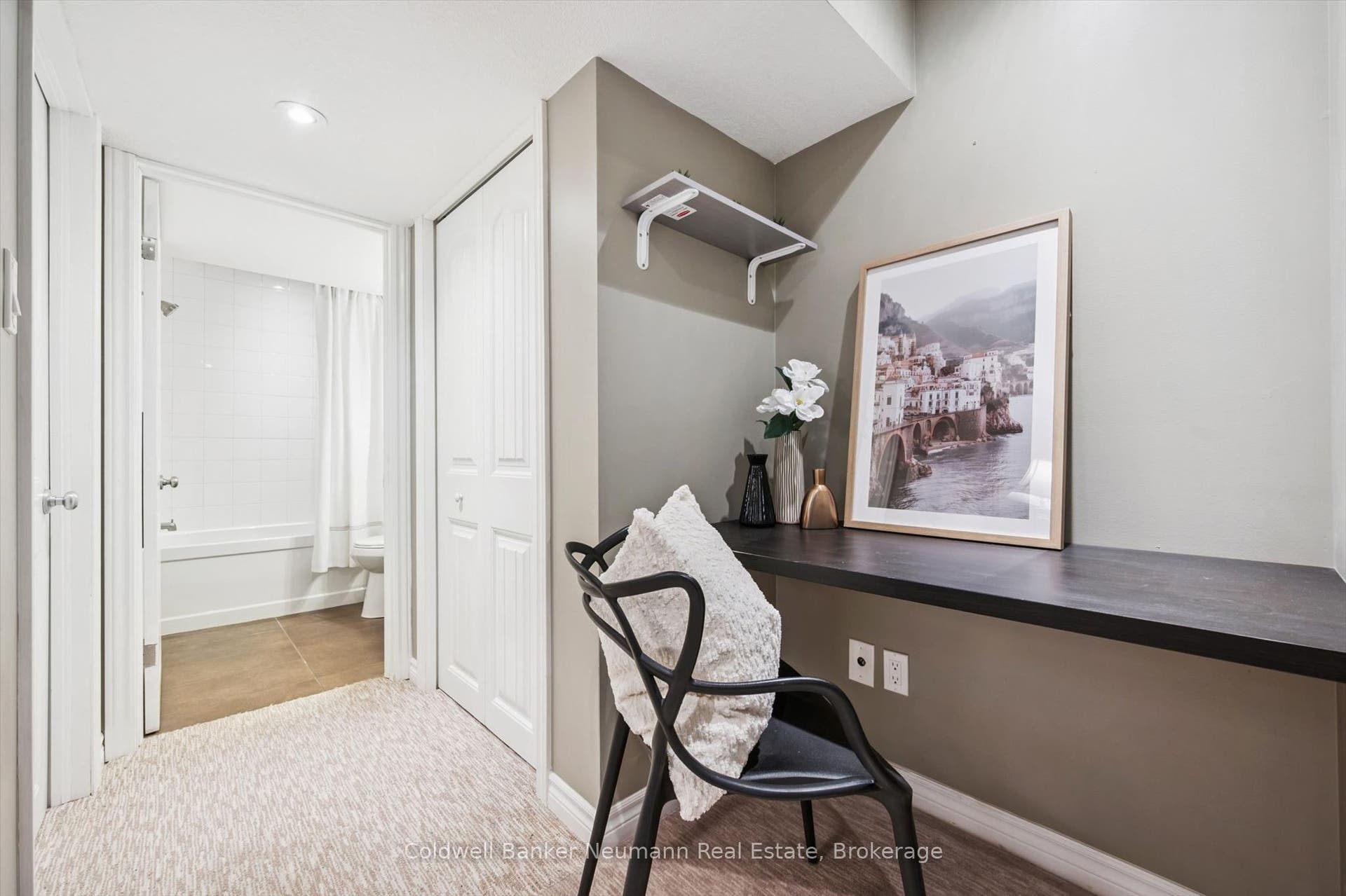 100 Frederick Drive, #9, Guelph, Wellington ON N1L 0H6 100 Frederick Drive, #9, Guelph, Wellington ON N1L 0H6