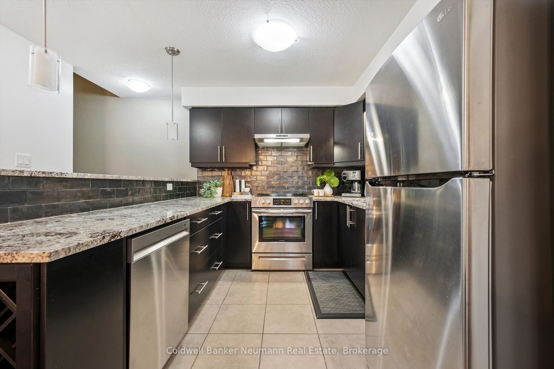 100 Frederick Drive, #9, Guelph, Wellington ON N1L 0H6 100 Frederick Drive, #9, Guelph, Wellington ON N1L 0H6
