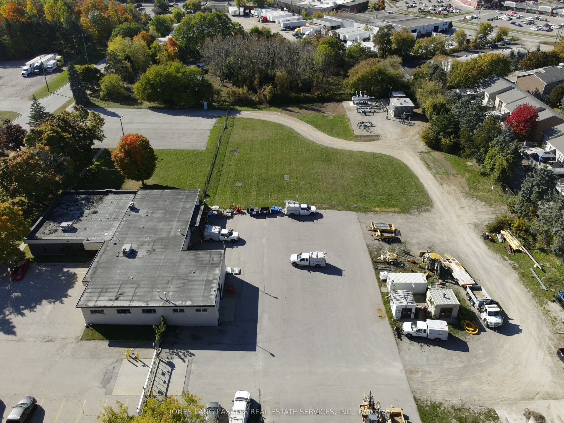 221 Avenue Road, Cambridge, Waterloo ON N1R 7Z1 221 Avenue Road, Cambridge, Waterloo ON N1R 7Z1