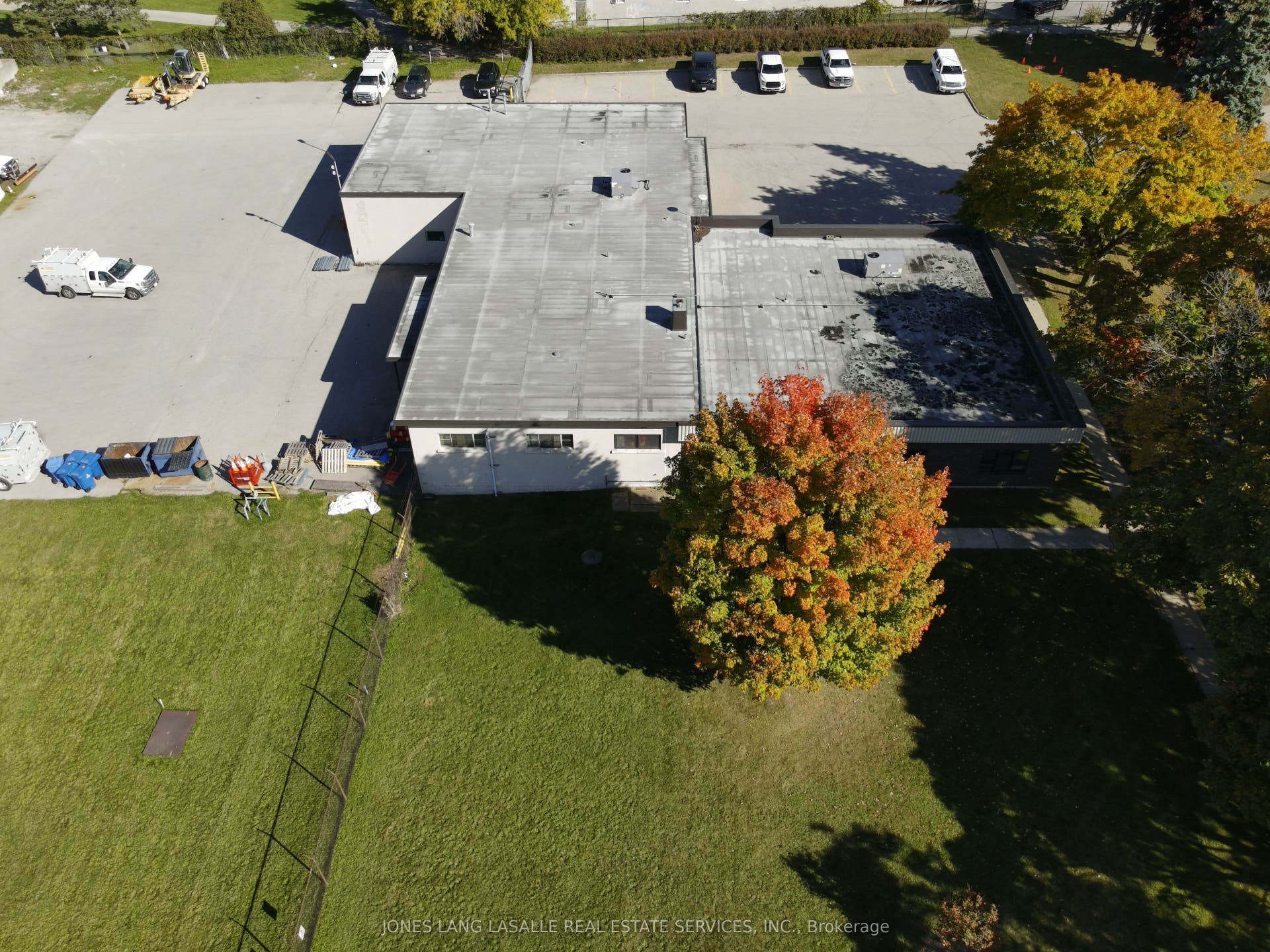 221 Avenue Road, Cambridge, Waterloo ON N1R 7Z1 221 Avenue Road, Cambridge, Waterloo ON N1R 7Z1