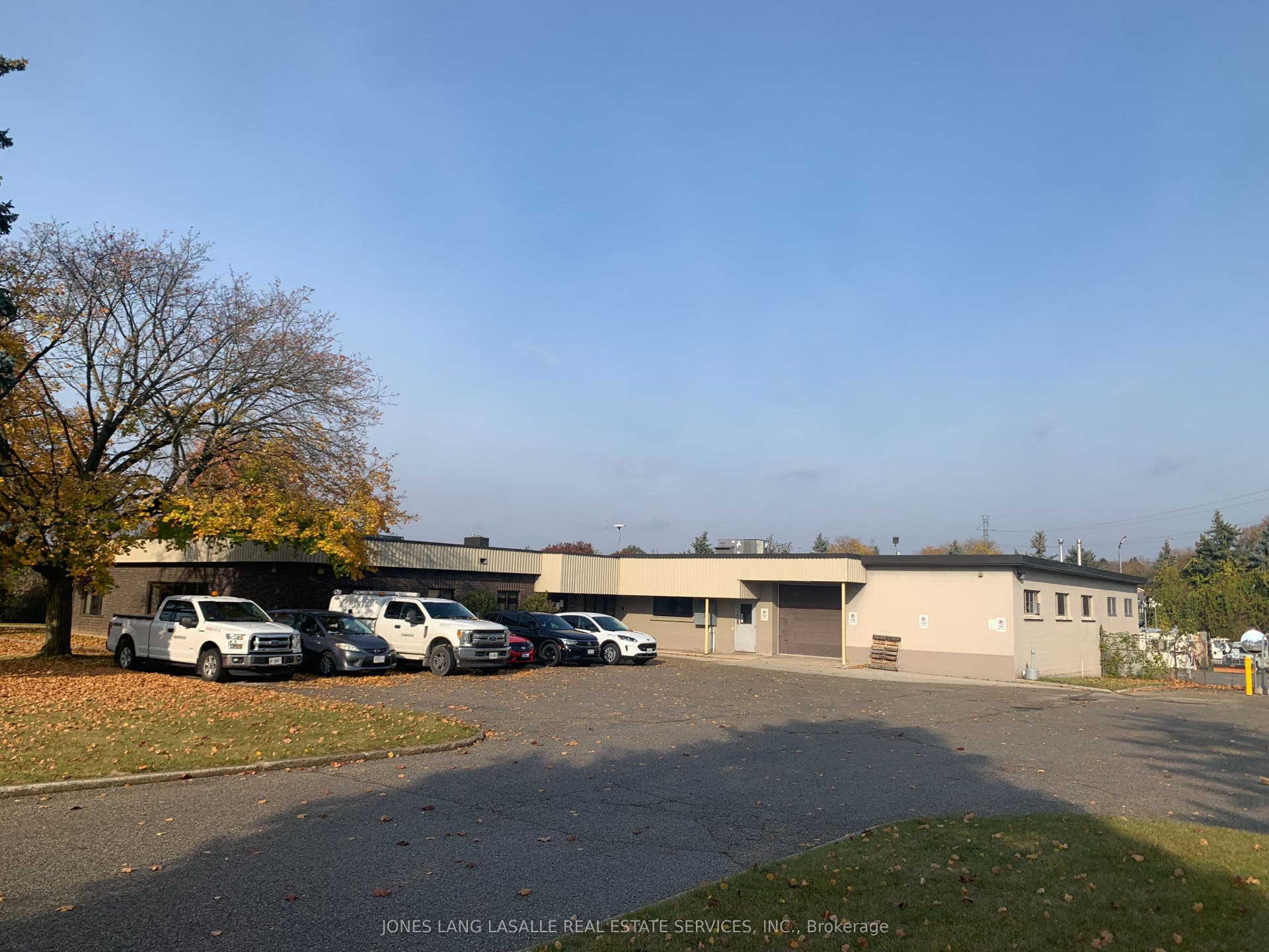 221 Avenue Road, Cambridge, Waterloo ON N1R 7Z1 221 Avenue Road, Cambridge, Waterloo ON N1R 7Z1