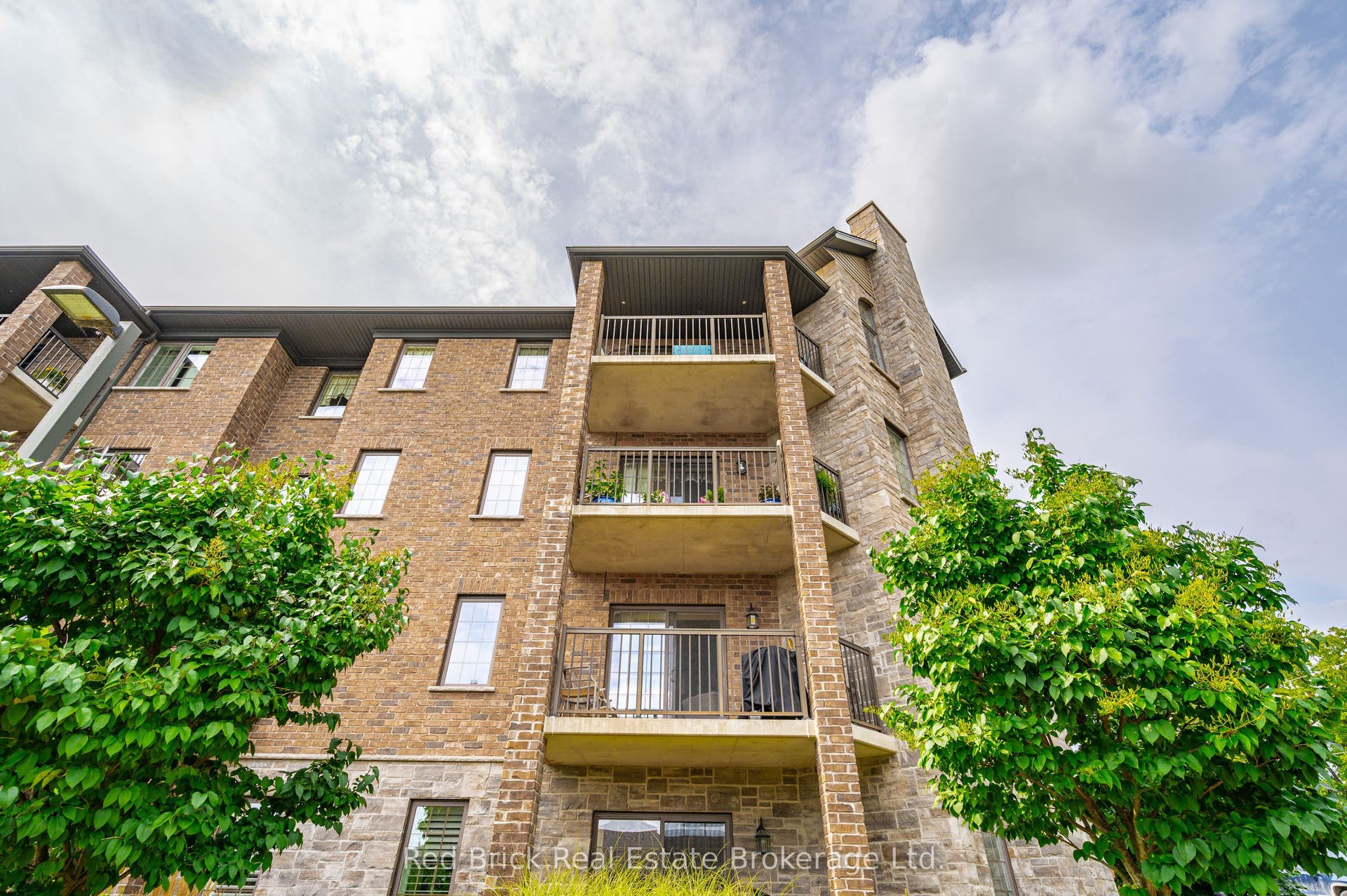 6492 Gerrie Road, #207, Centre Wellington, Wellington ON N0B 1S0 6492 Gerrie Road, #207, Centre Wellington, Wellington ON N0B 1S0