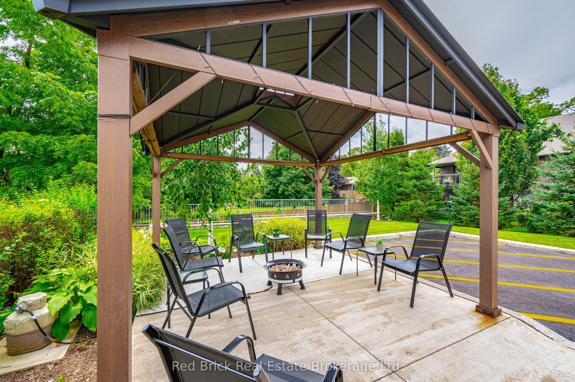 6492 Gerrie Road, #207, Centre Wellington, Wellington ON N0B 1S0 Patio
