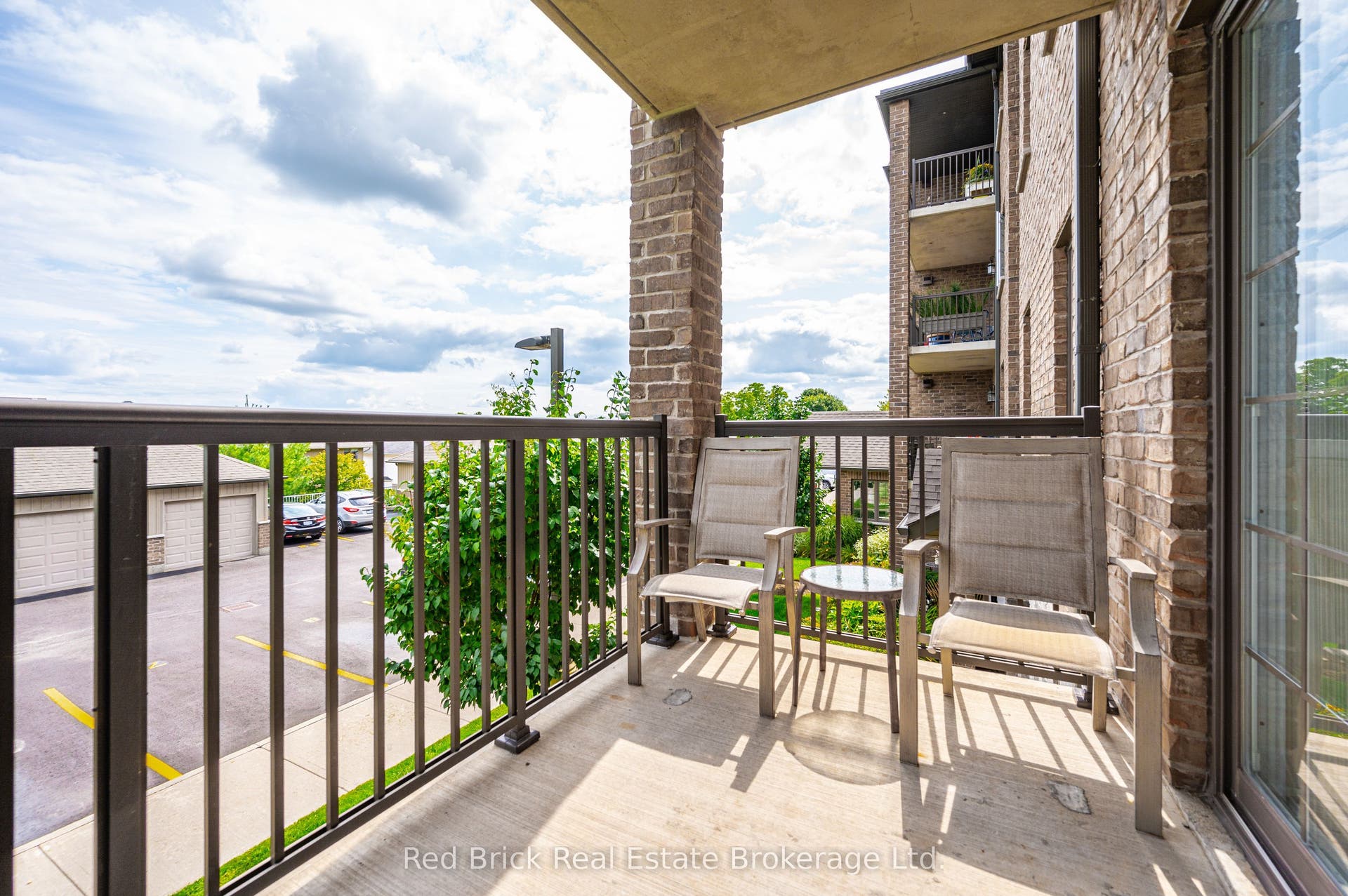 6492 Gerrie Road, #207, Centre Wellington, Wellington ON N0B 1S0 Belconey