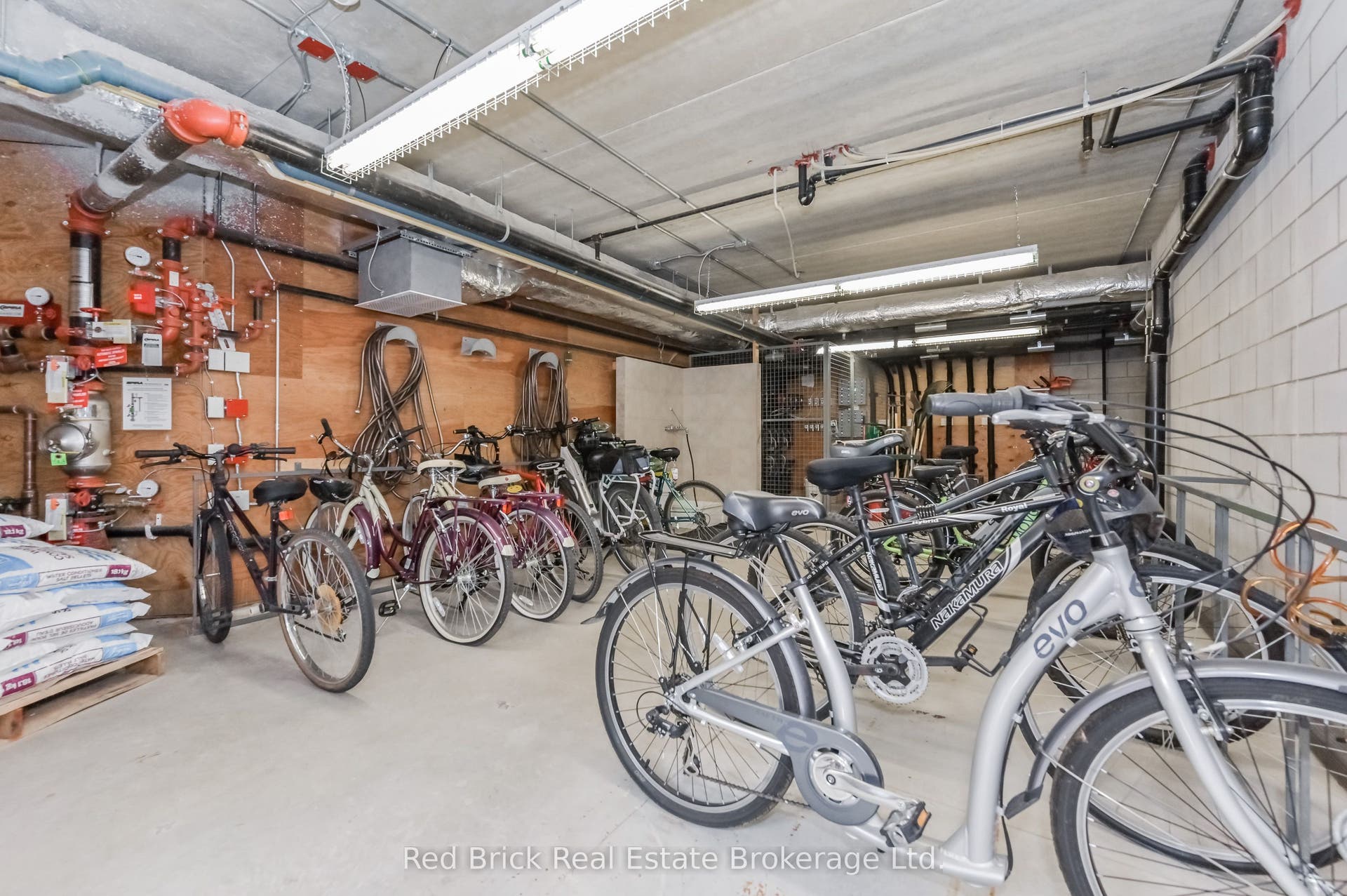 6492 Gerrie Road, #207, Centre Wellington, Wellington ON N0B 1S0 Bike Storage