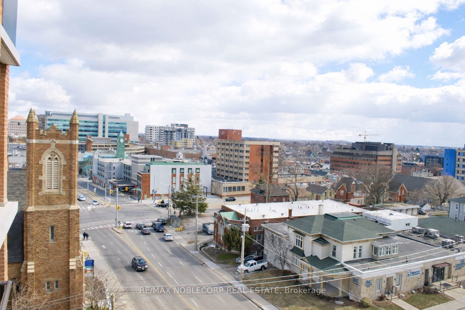 64 Benton Street, #901, Kitchener, Waterloo ON N2G 4L9 64 Benton Street, #901, Kitchener, Waterloo ON N2G 4L9