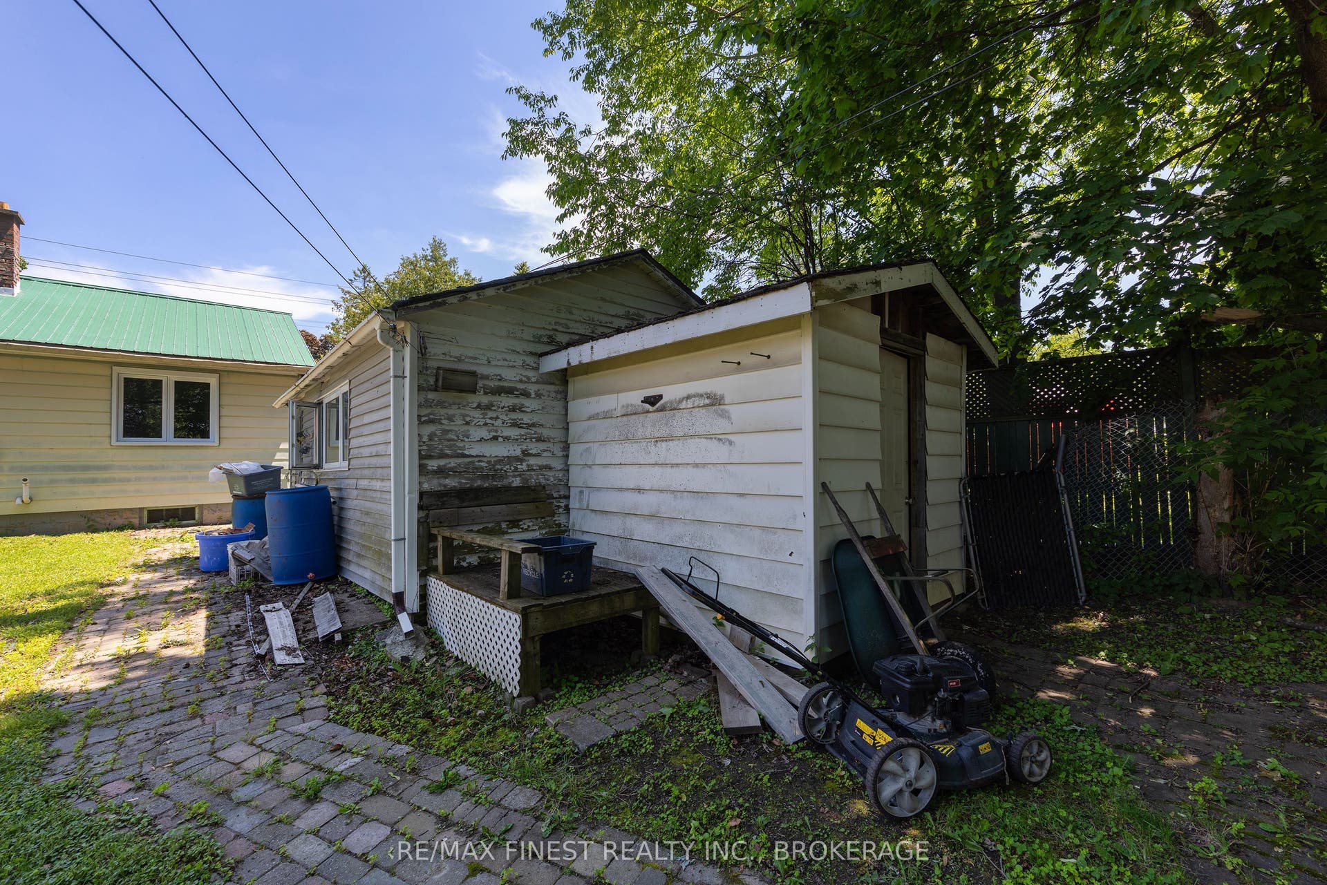 734 Portsmouth Avenue, Kingston, Frontenac ON K7M 1W5 734 Portsmouth Avenue, Kingston, Frontenac ON K7M 1W5