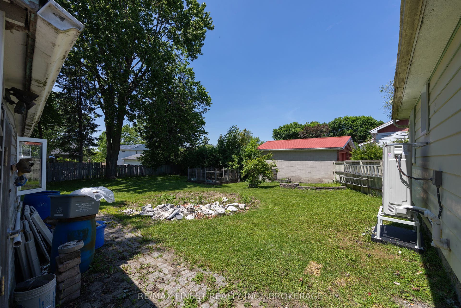 734 Portsmouth Avenue, Kingston, Frontenac ON K7M 1W5 734 Portsmouth Avenue, Kingston, Frontenac ON K7M 1W5