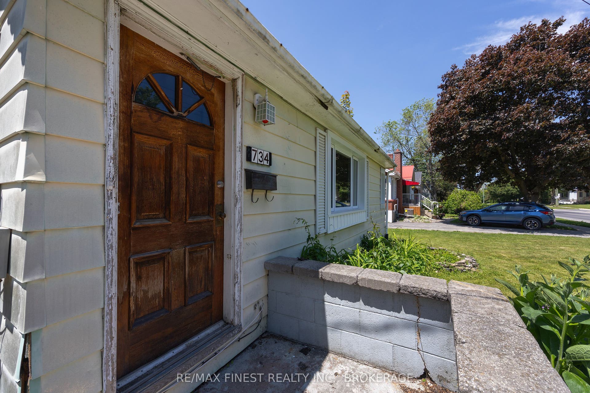 734 Portsmouth Avenue, Kingston, Frontenac ON K7M 1W5 734 Portsmouth Avenue, Kingston, Frontenac ON K7M 1W5
