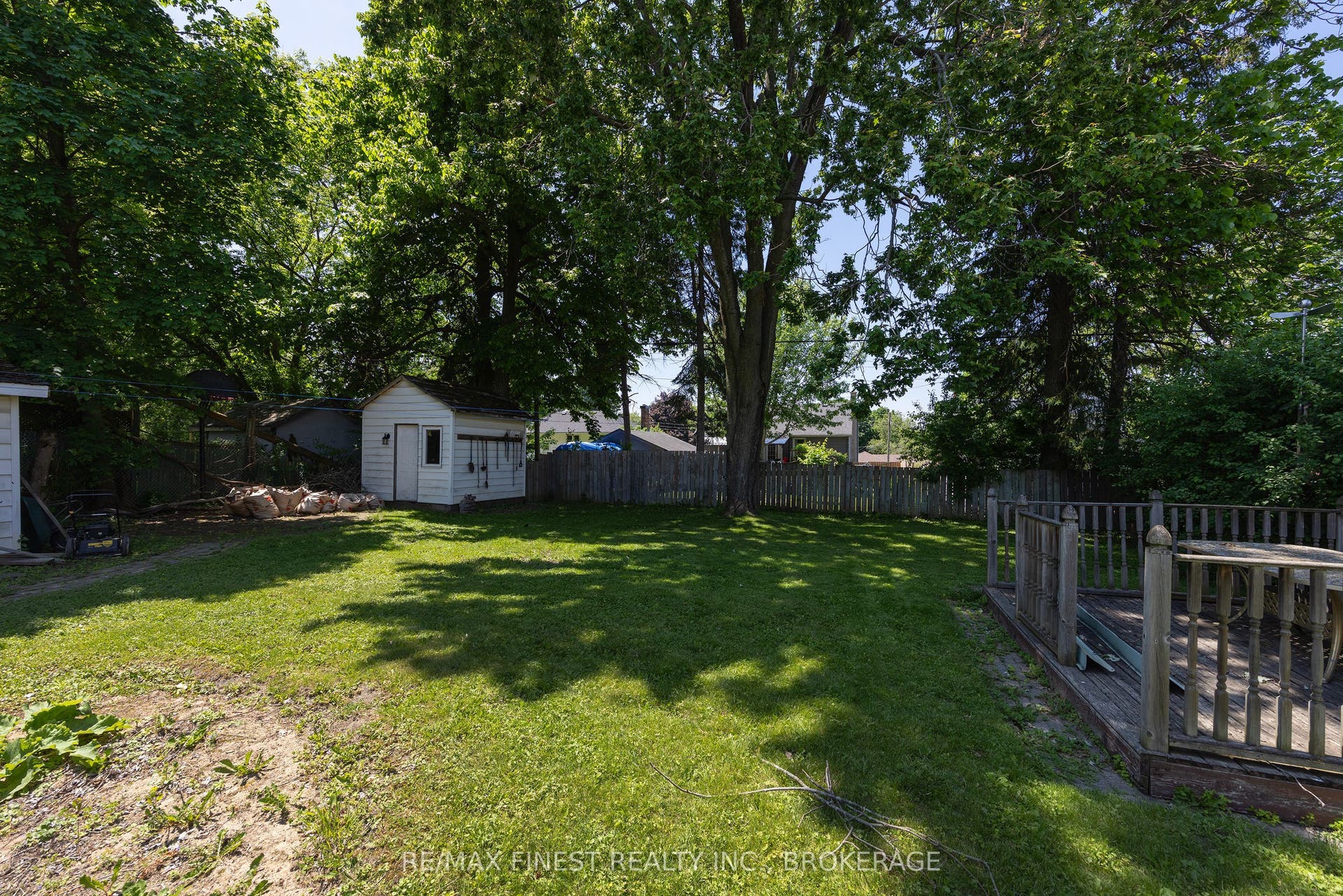 734 Portsmouth Avenue, Kingston, Frontenac ON K7M 1W5 734 Portsmouth Avenue, Kingston, Frontenac ON K7M 1W5