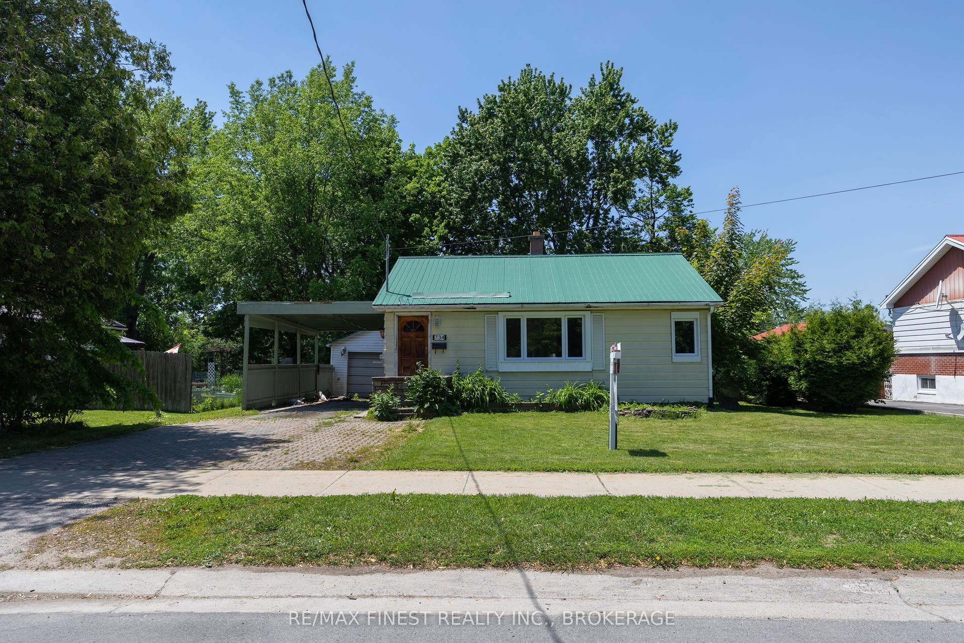 734 Portsmouth Avenue, Kingston, Frontenac ON K7M 1W5 734 Portsmouth Avenue, Kingston, Frontenac ON K7M 1W5