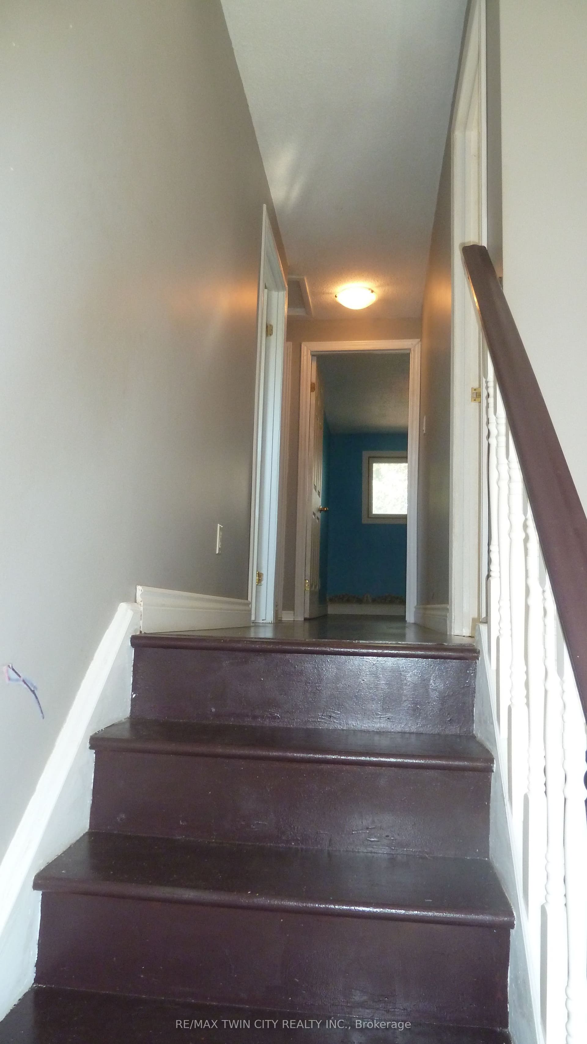 647 Albert Street, #4, Waterloo, Waterloo ON N2L 3V5 647 Albert Street, #4, Waterloo, Waterloo ON N2L 3V5