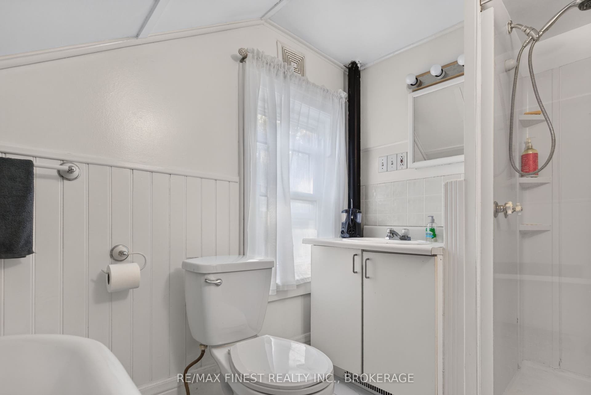 387 Nelson Street, Kingston, Frontenac ON K7K 4M9