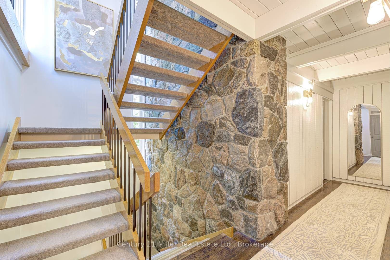 50 Greensview Drive, Kitchener, Waterloo ON N2P 2E6 50 Greensview Drive, Kitchener, Waterloo ON N2P 2E6