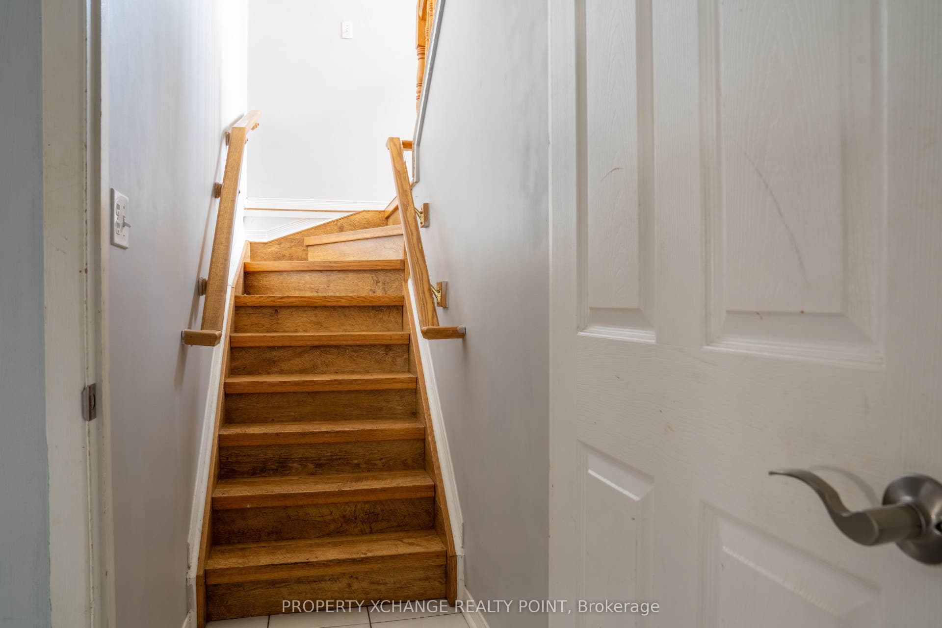 814 PEACHWOOD Street, Kingston, Frontenac ON K7P 3G6 814 PEACHWOOD Street, Kingston, Frontenac ON K7P 3G6