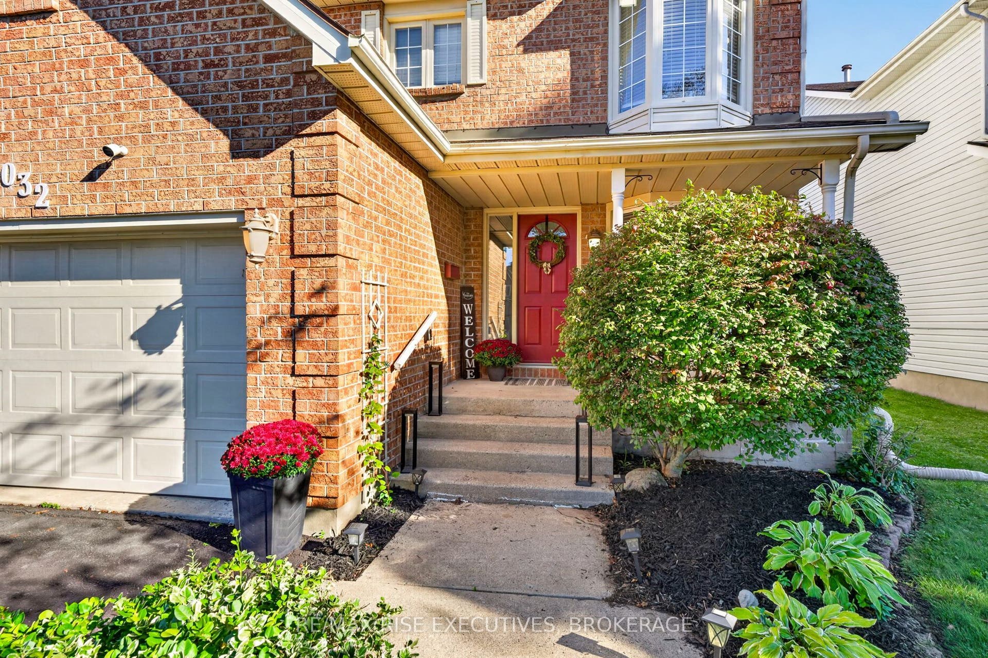 1032 Lombardy Street, Kingston, Frontenac ON K7M 8M6