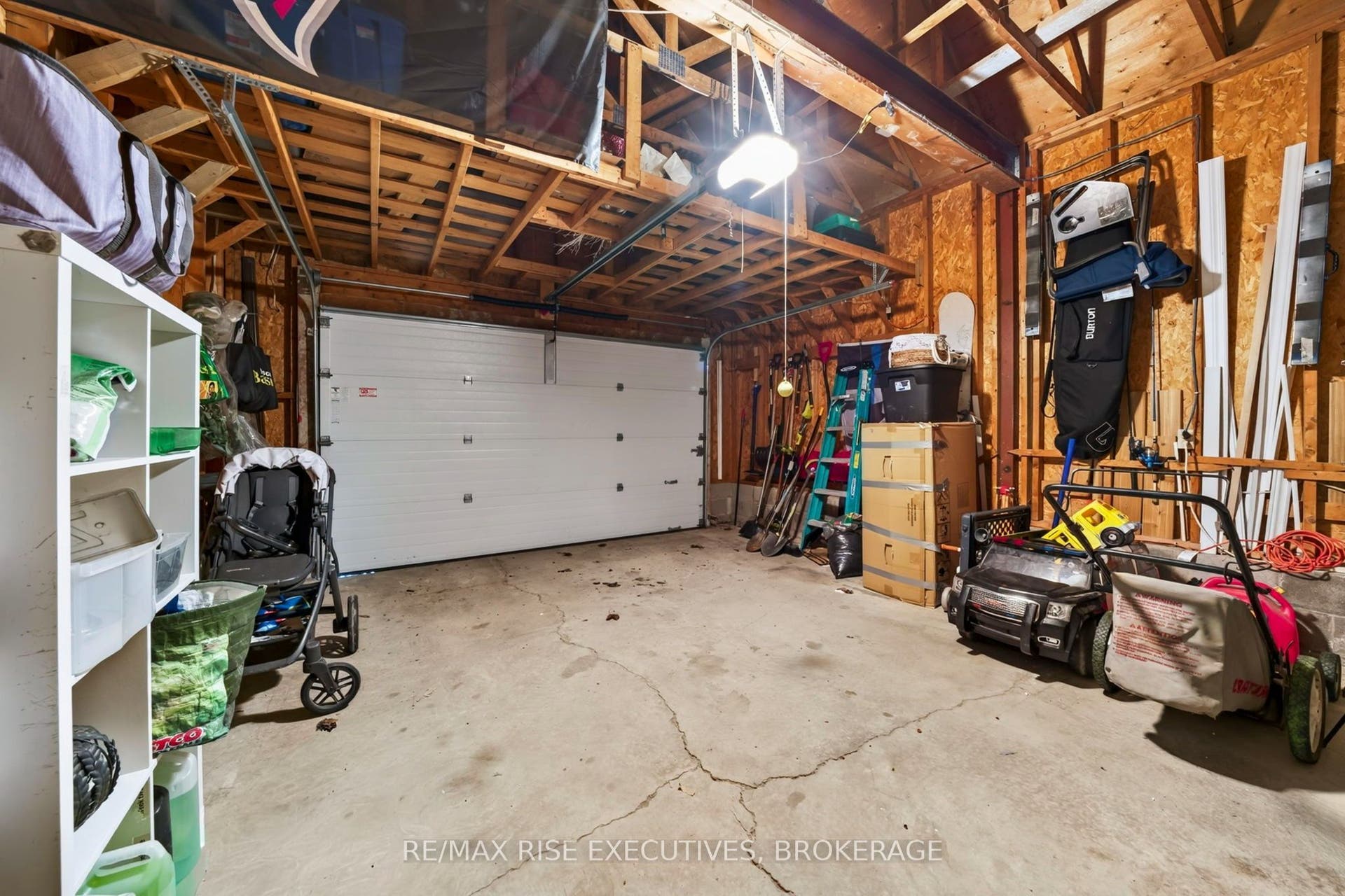 1032 Lombardy Street, Kingston, Frontenac ON K7M 8M6
