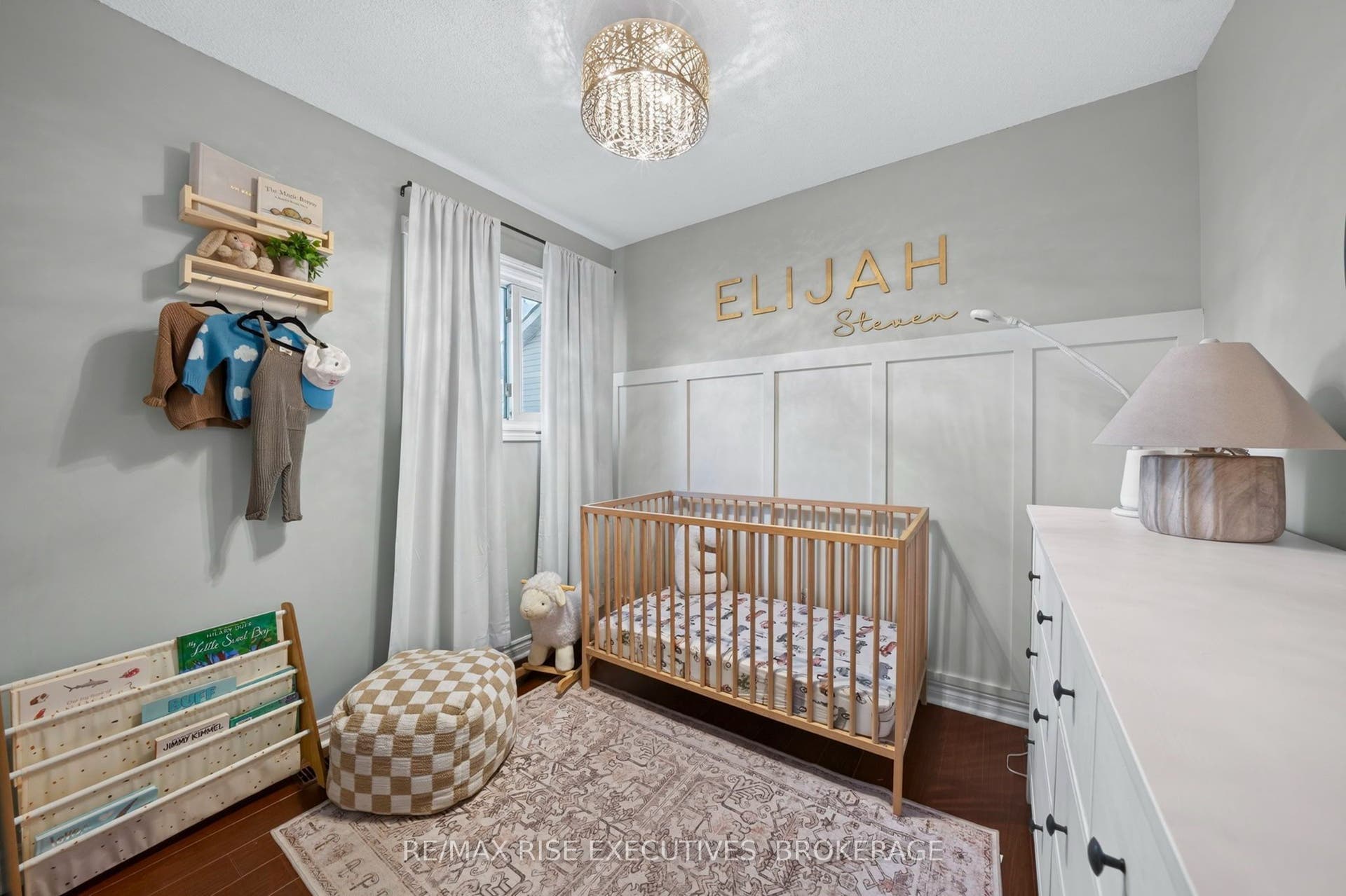 1032 Lombardy Street, Kingston, Frontenac ON K7M 8M6